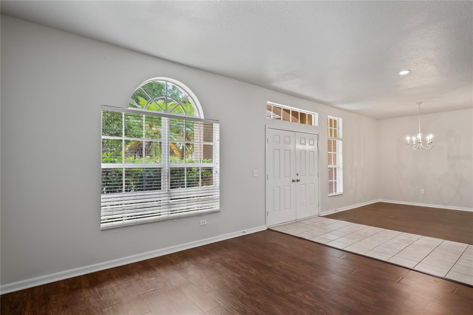 Image 4 of 27 For 16119 Bridgedale Drive