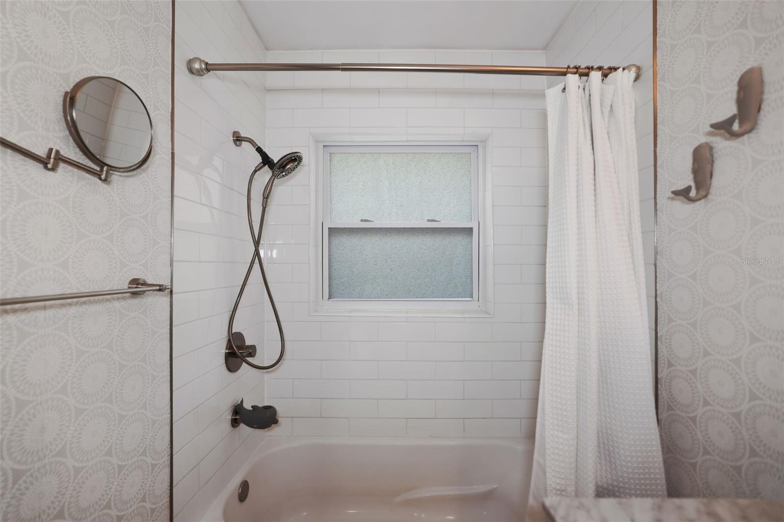 Image 29 of 41 For 6021 2nd Avenue N