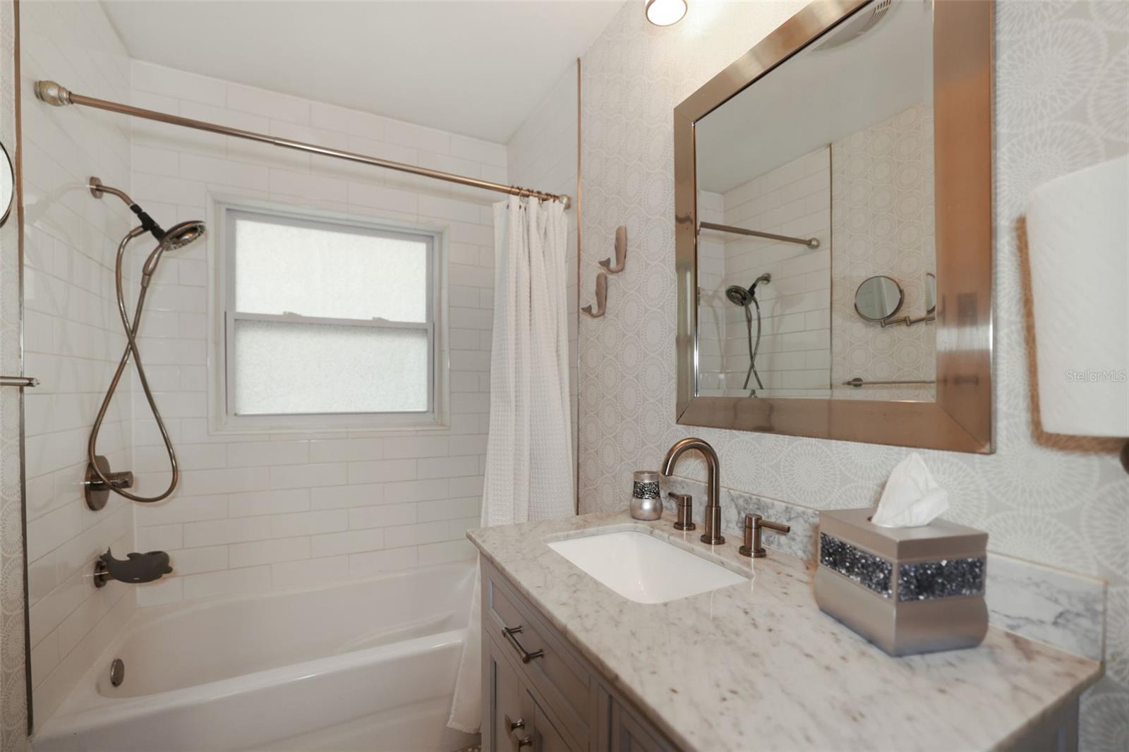 Image 30 of 41 For 6021 2nd Avenue N