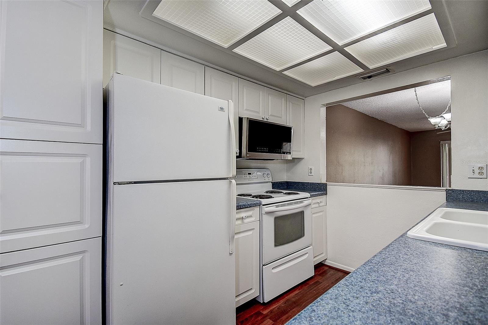 Image 12 of 43 For 2971 Estancia Boulevard 328