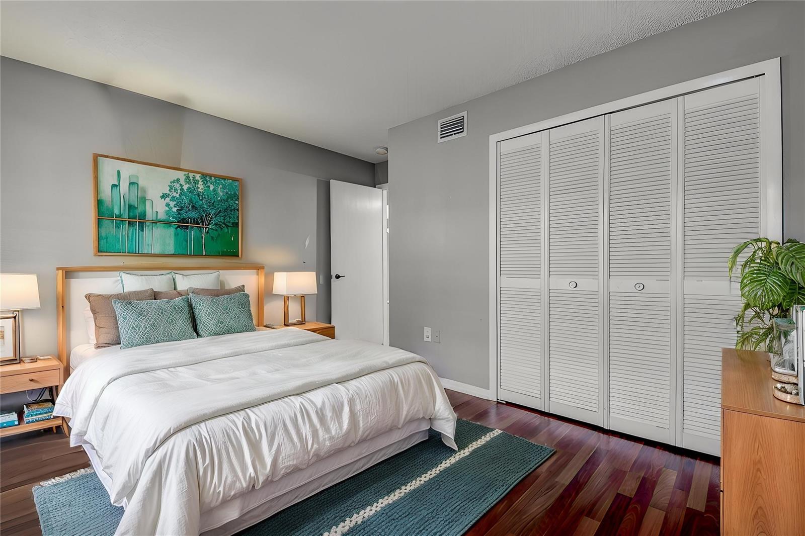 Image 22 of 43 For 2971 Estancia Boulevard 328