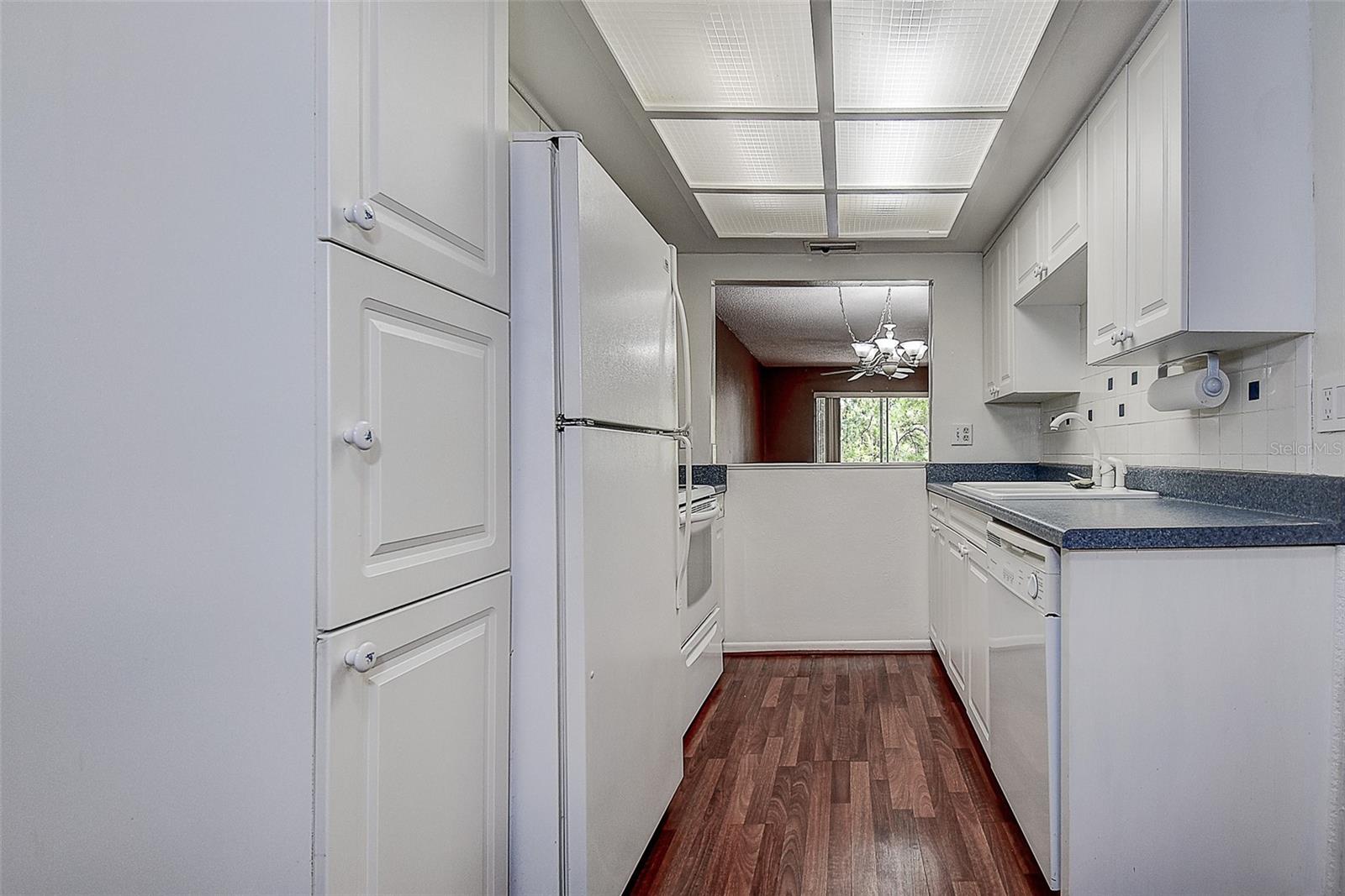 Image 7 of 43 For 2971 Estancia Boulevard 328