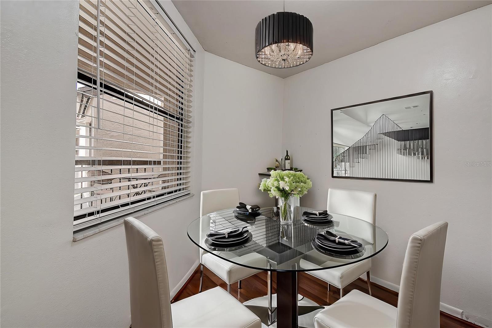 Image 9 of 43 For 2971 Estancia Boulevard 328
