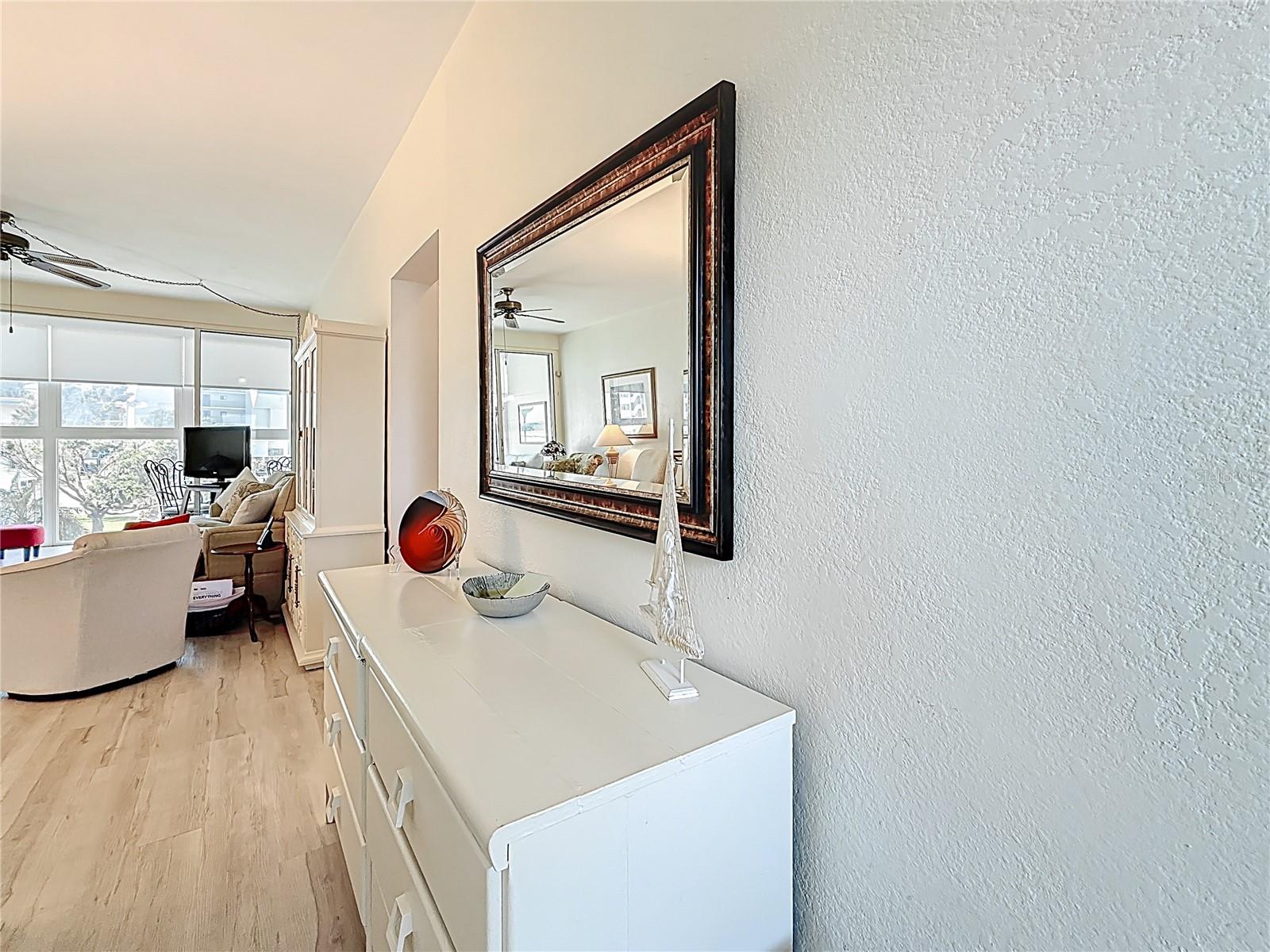 Image 13 of 36 For 7050 Sunset Way 22