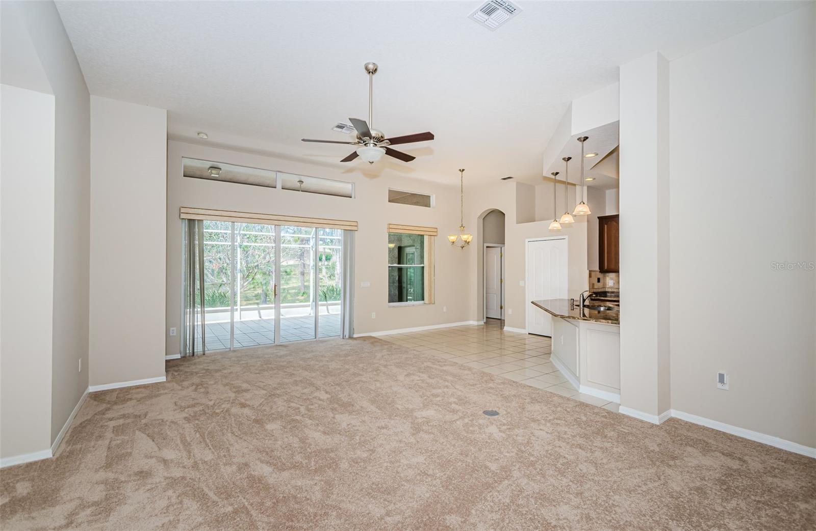 Image 18 of 88 For 617 Glastonbury Court