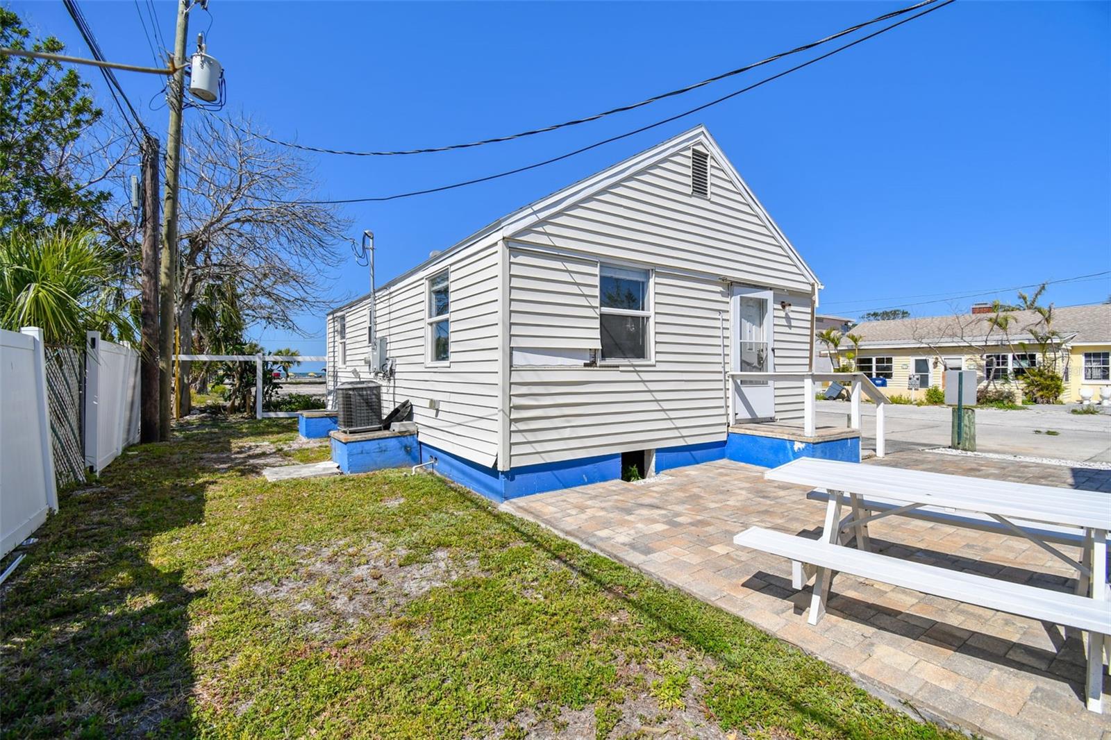 Image 8 of 59 For 101 146th Avenue