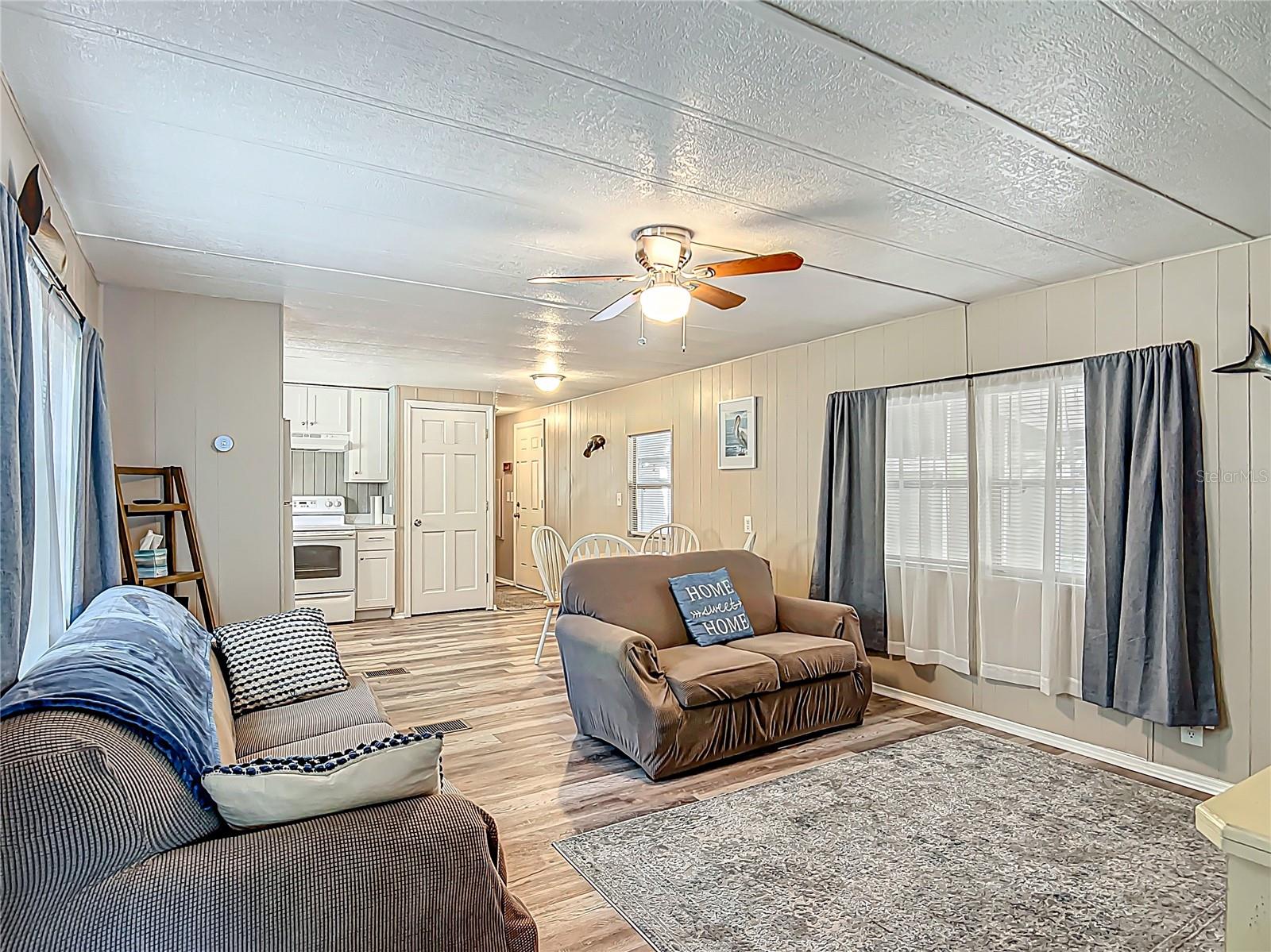 Image 3 of 34 For 7989 Longfellow Street