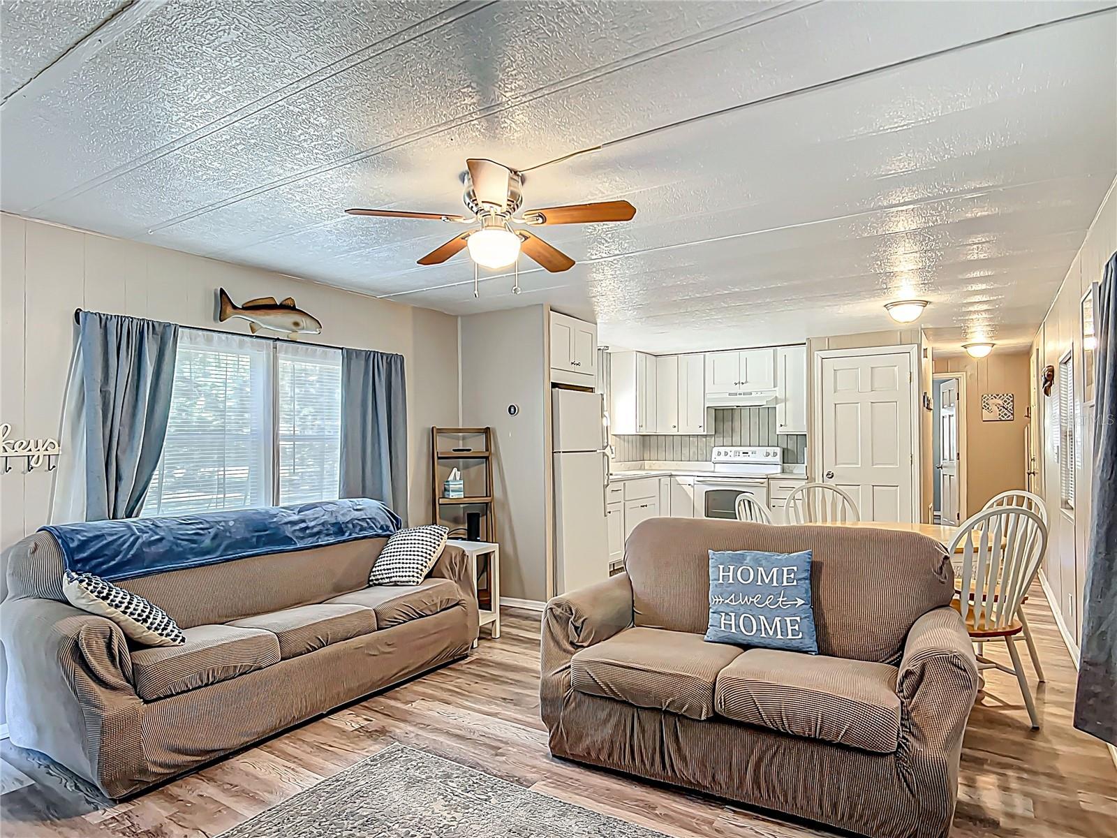 Image 4 of 34 For 7989 Longfellow Street