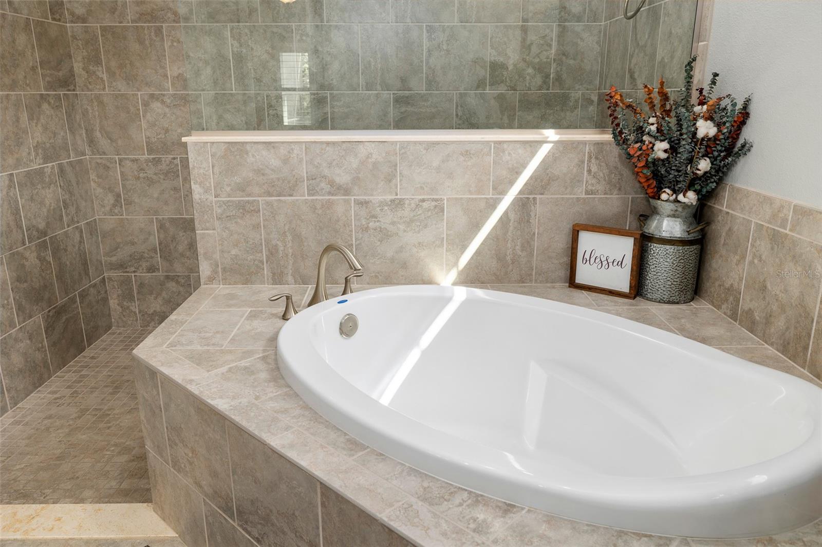 Image 21 of 75 For 5313 Sanderling Ridge Drive