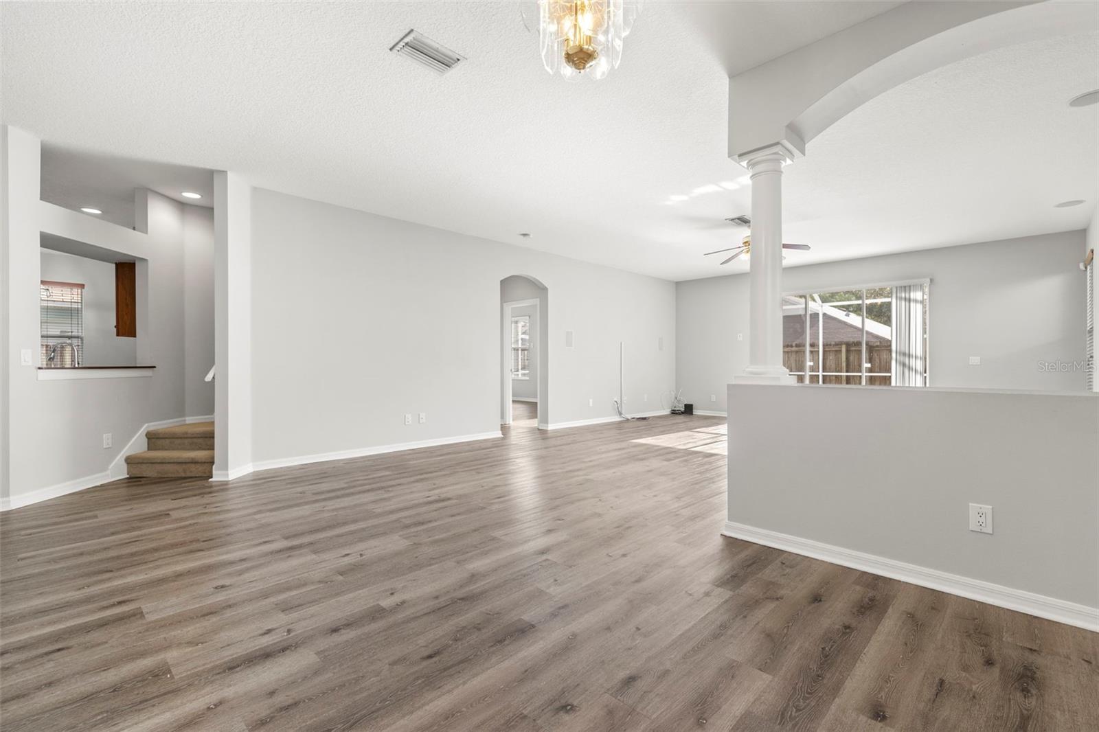 Image 13 of 34 For 9818 White Barn Way