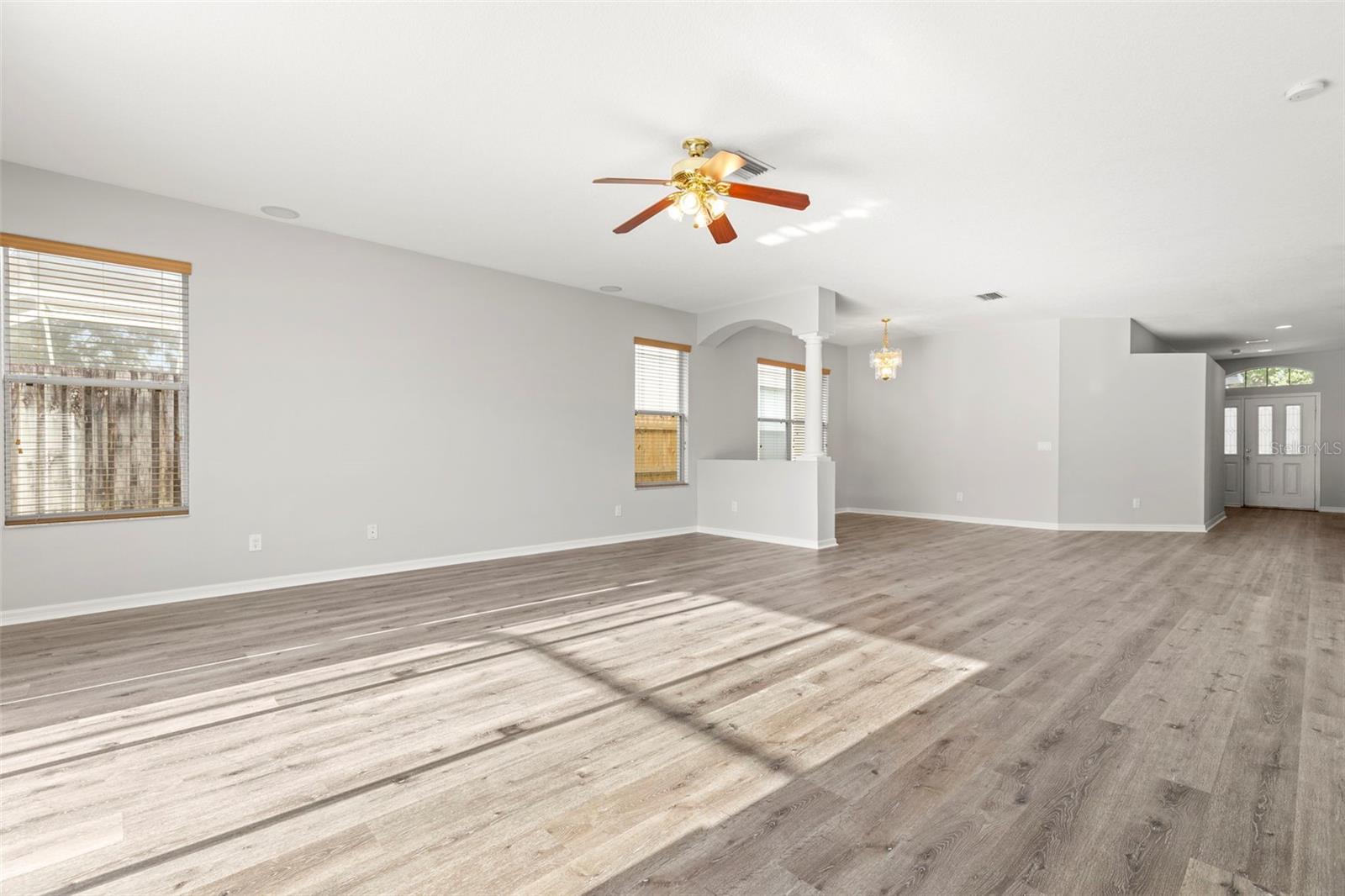 Image 8 of 34 For 9818 White Barn Way