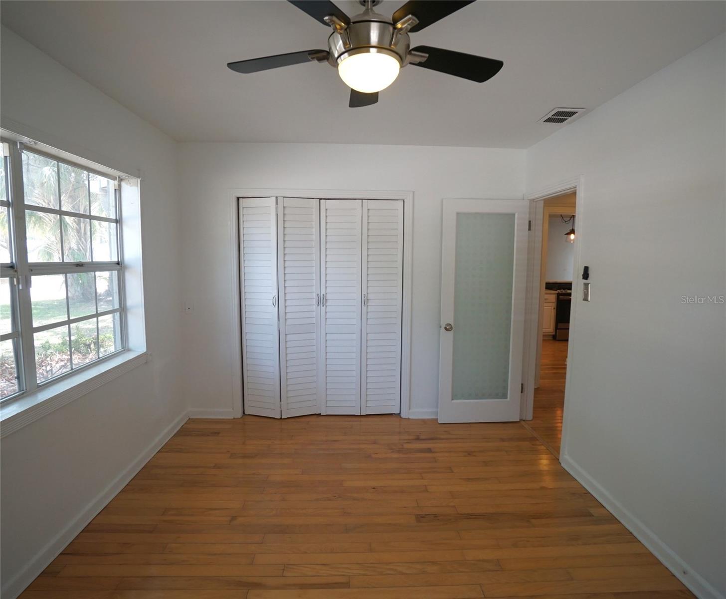 Image 11 of 18 For 4619 Bay Villa Avenue