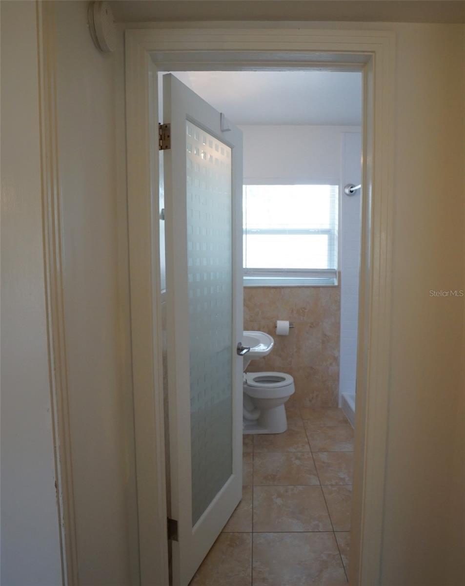 Image 9 of 18 For 4619 Bay Villa Avenue