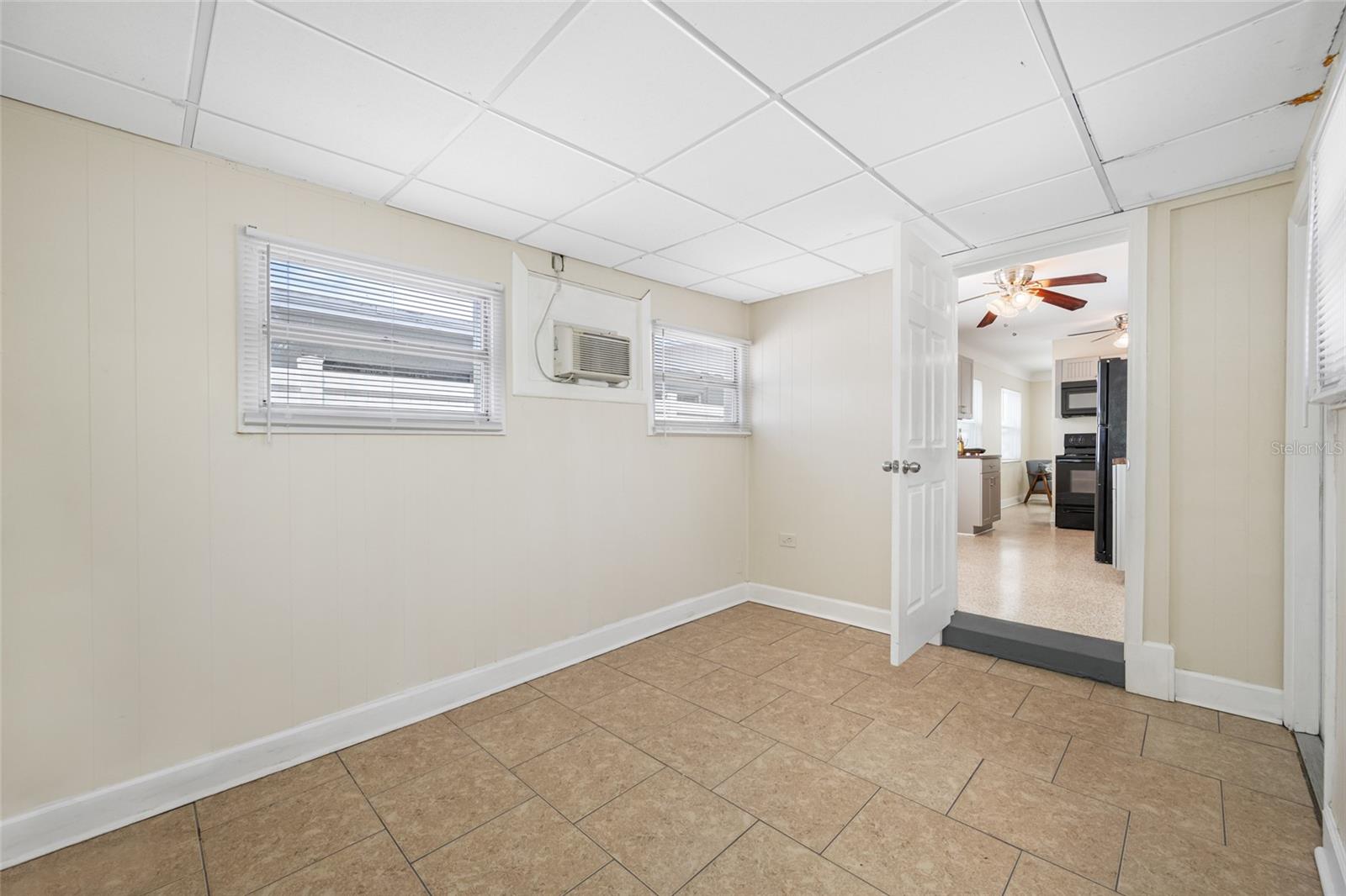 Image 28 of 48 For 1120 45th Street N