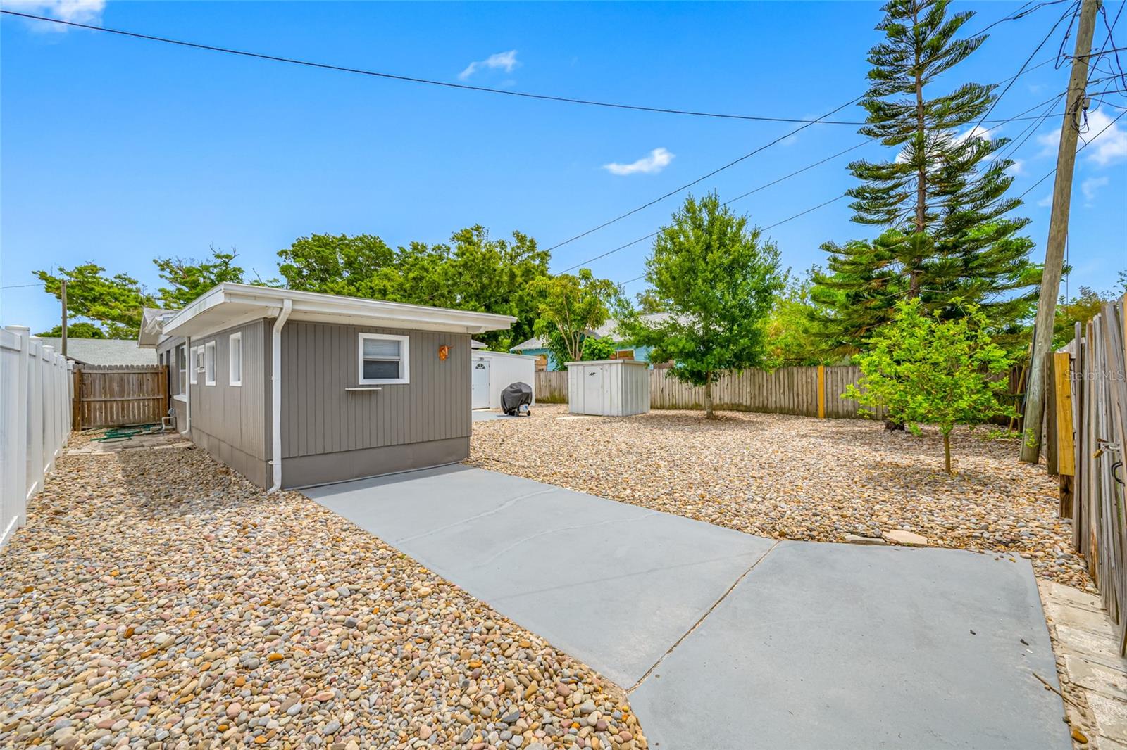 Image 42 of 48 For 1120 45th Street N