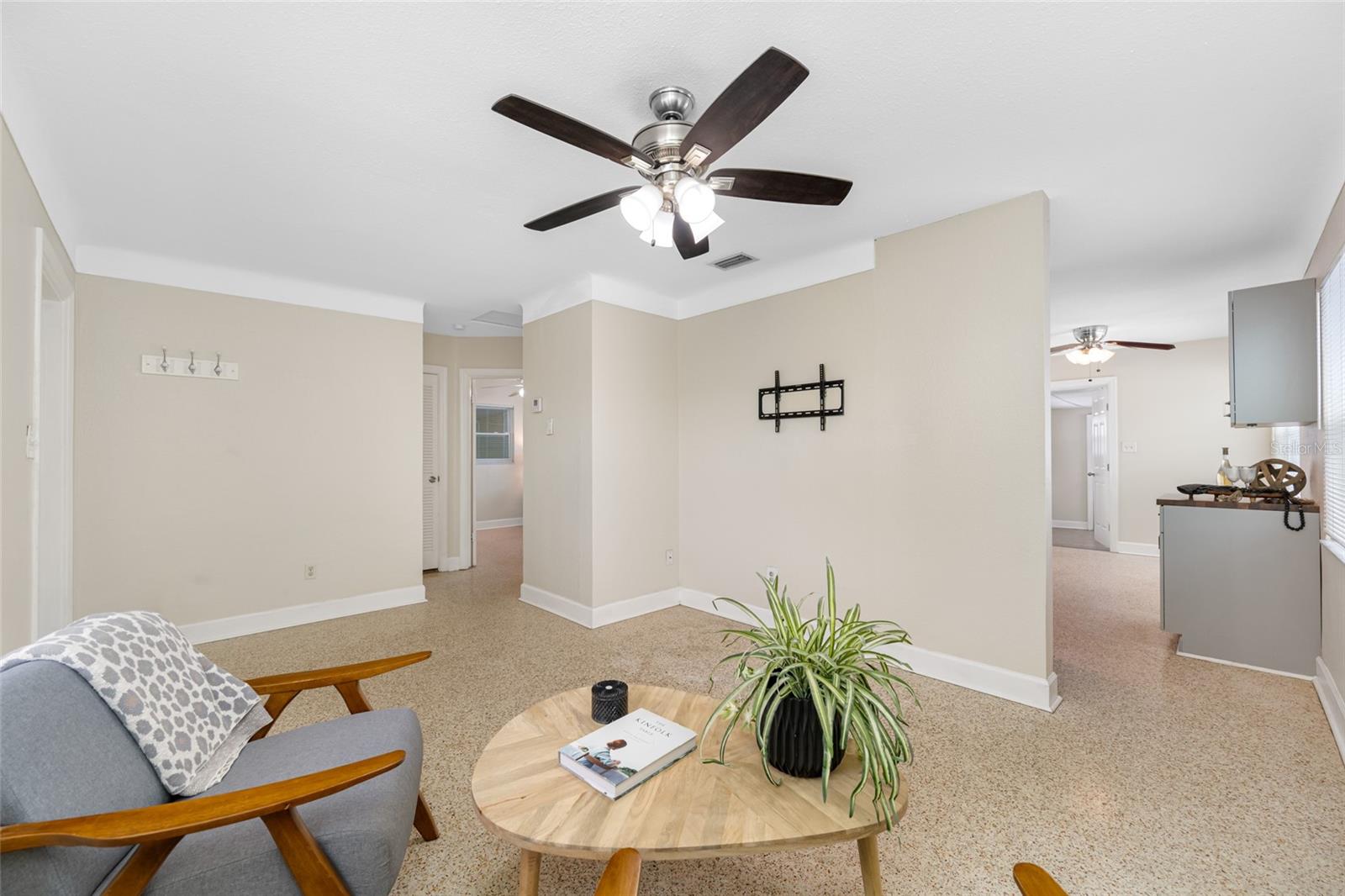 Image 6 of 48 For 1120 45th Street N