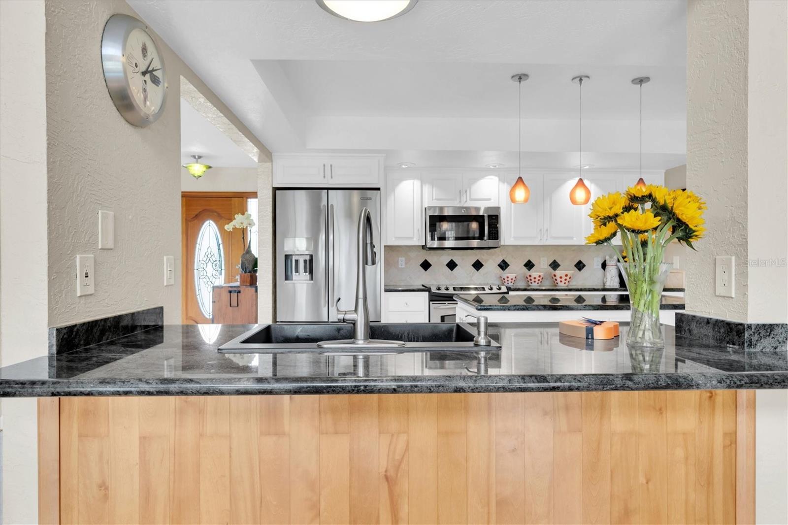 Image 30 of 62 For 633 Soundview Drive