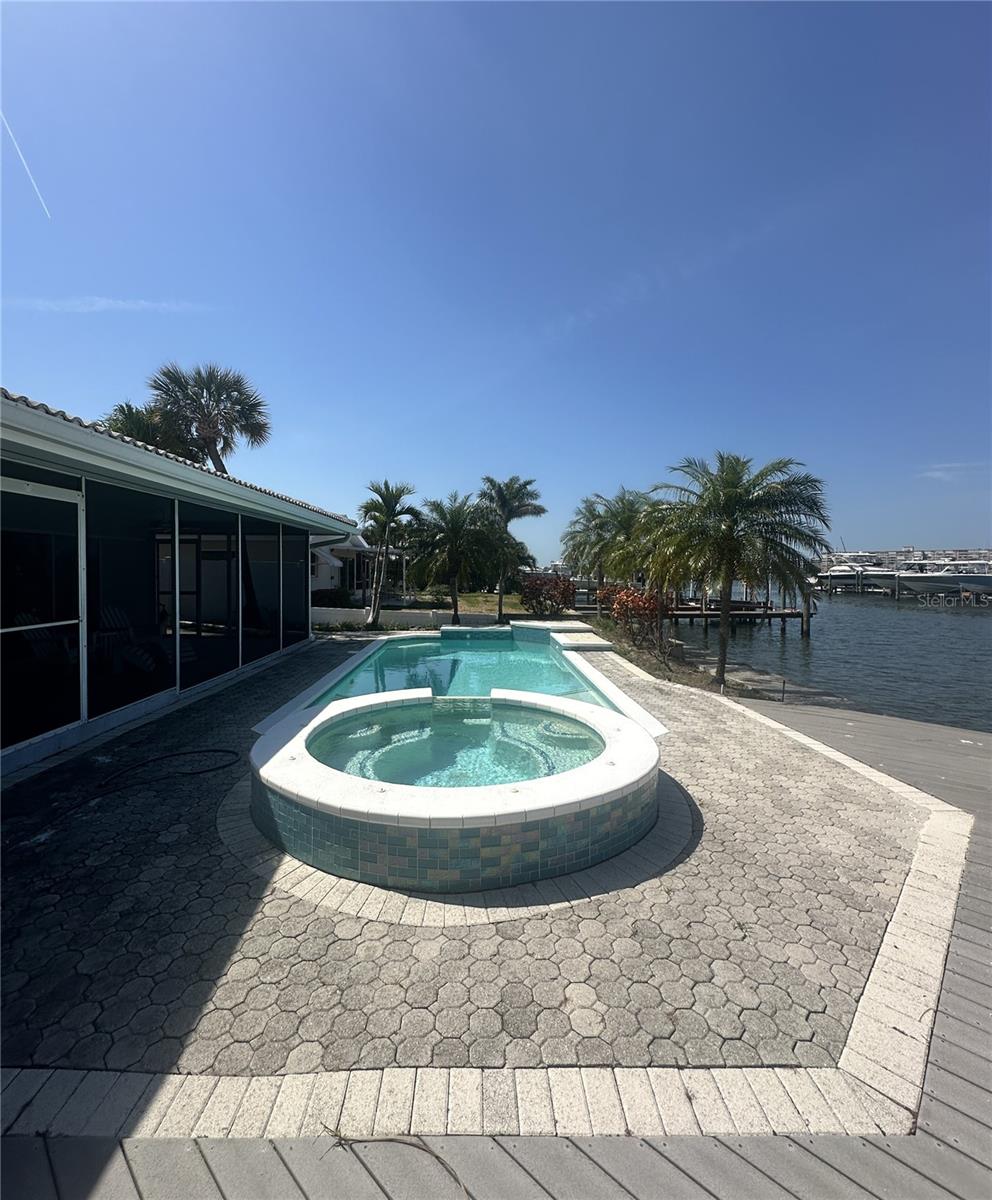 Image 14 of 55 For 1311 Sea Gull Drive S