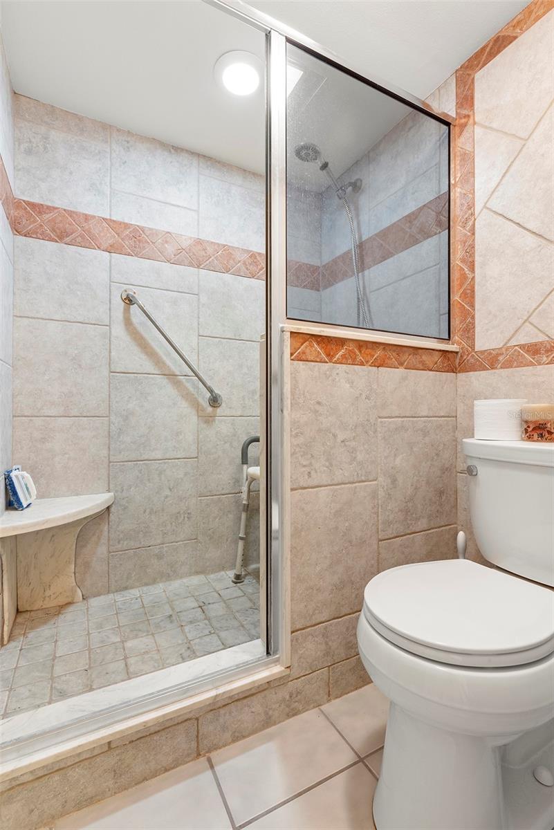 Image 19 of 49 For 5940 Pelican Bay Plaza S 1204