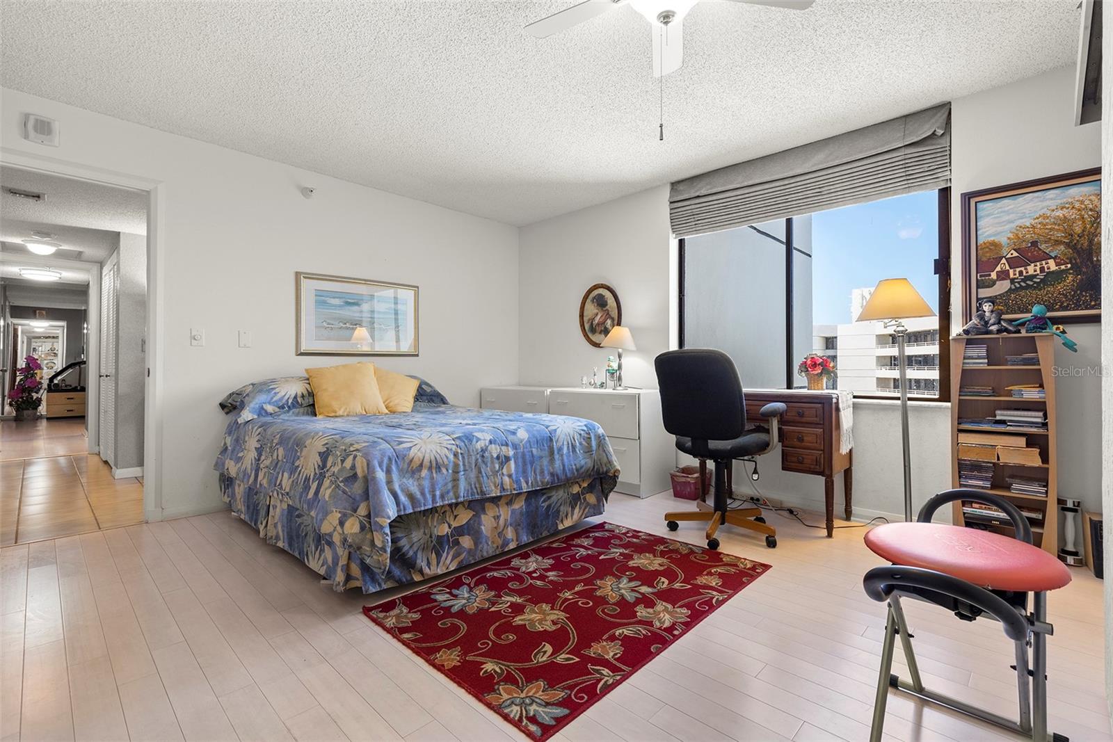 Image 21 of 49 For 5940 Pelican Bay Plaza S 1204