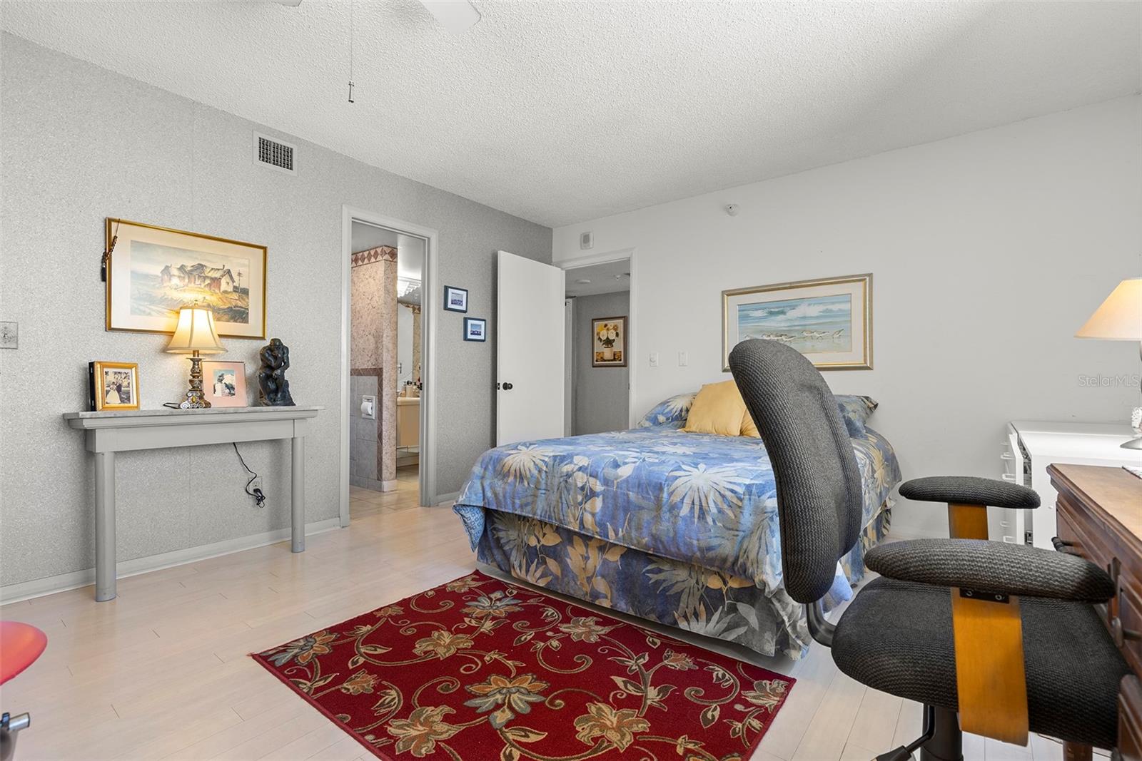 Image 22 of 49 For 5940 Pelican Bay Plaza S 1204