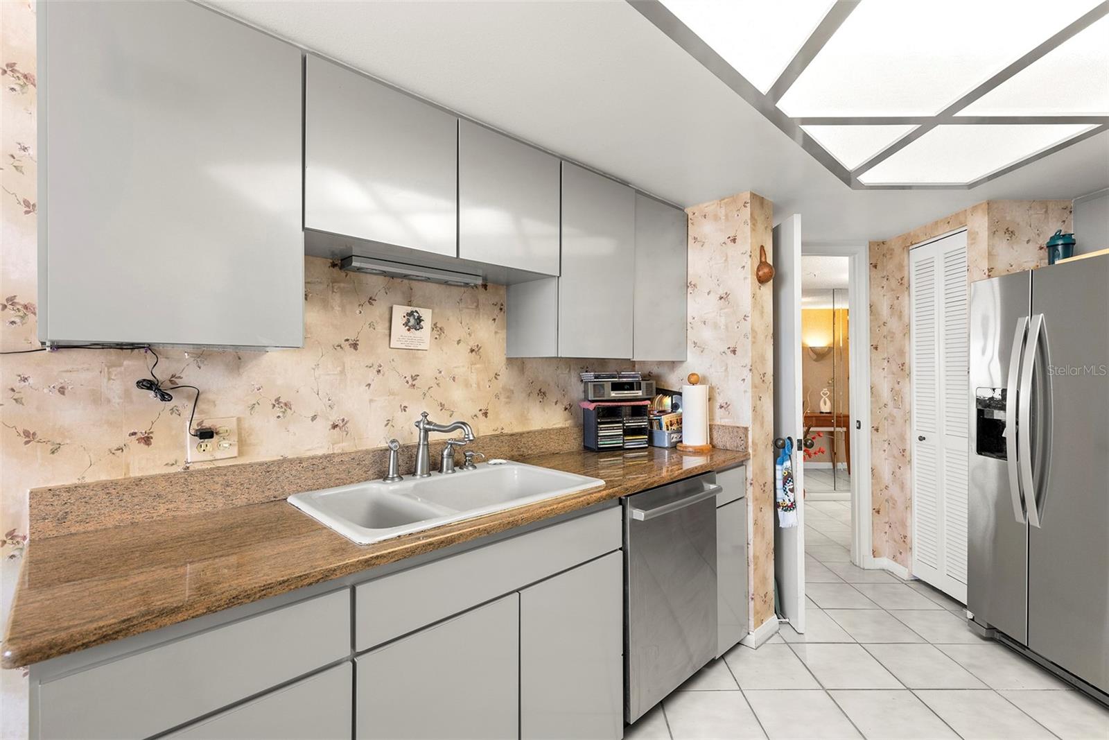 Image 39 of 49 For 5940 Pelican Bay Plaza S 1204