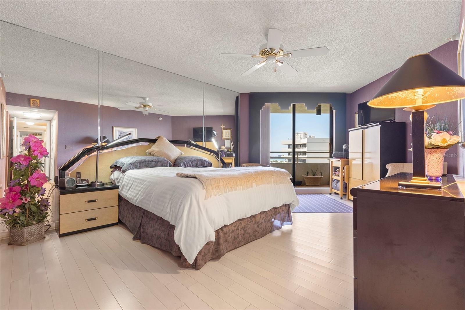 Image 41 of 49 For 5940 Pelican Bay Plaza S 1204