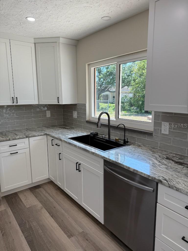 Image 4 of 15 For 4212 Pasadena Circle