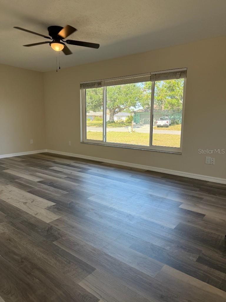 Image 6 of 15 For 4212 Pasadena Circle