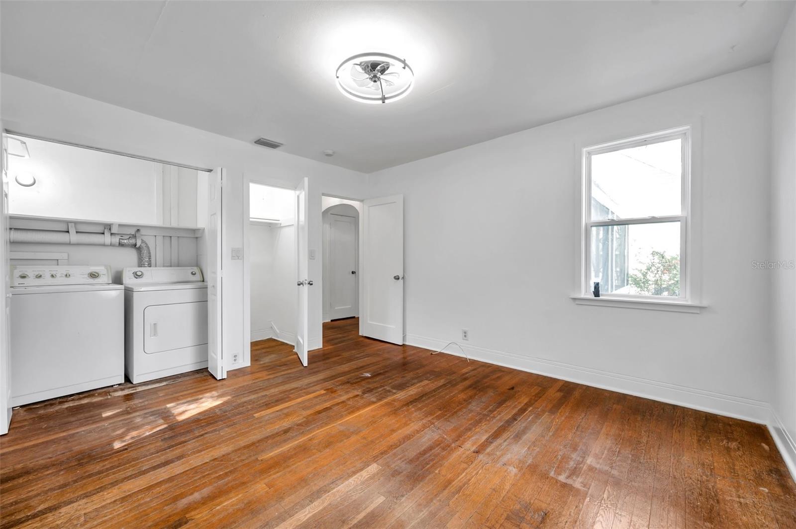Image 21 of 40 For 1069 21st Avenue N