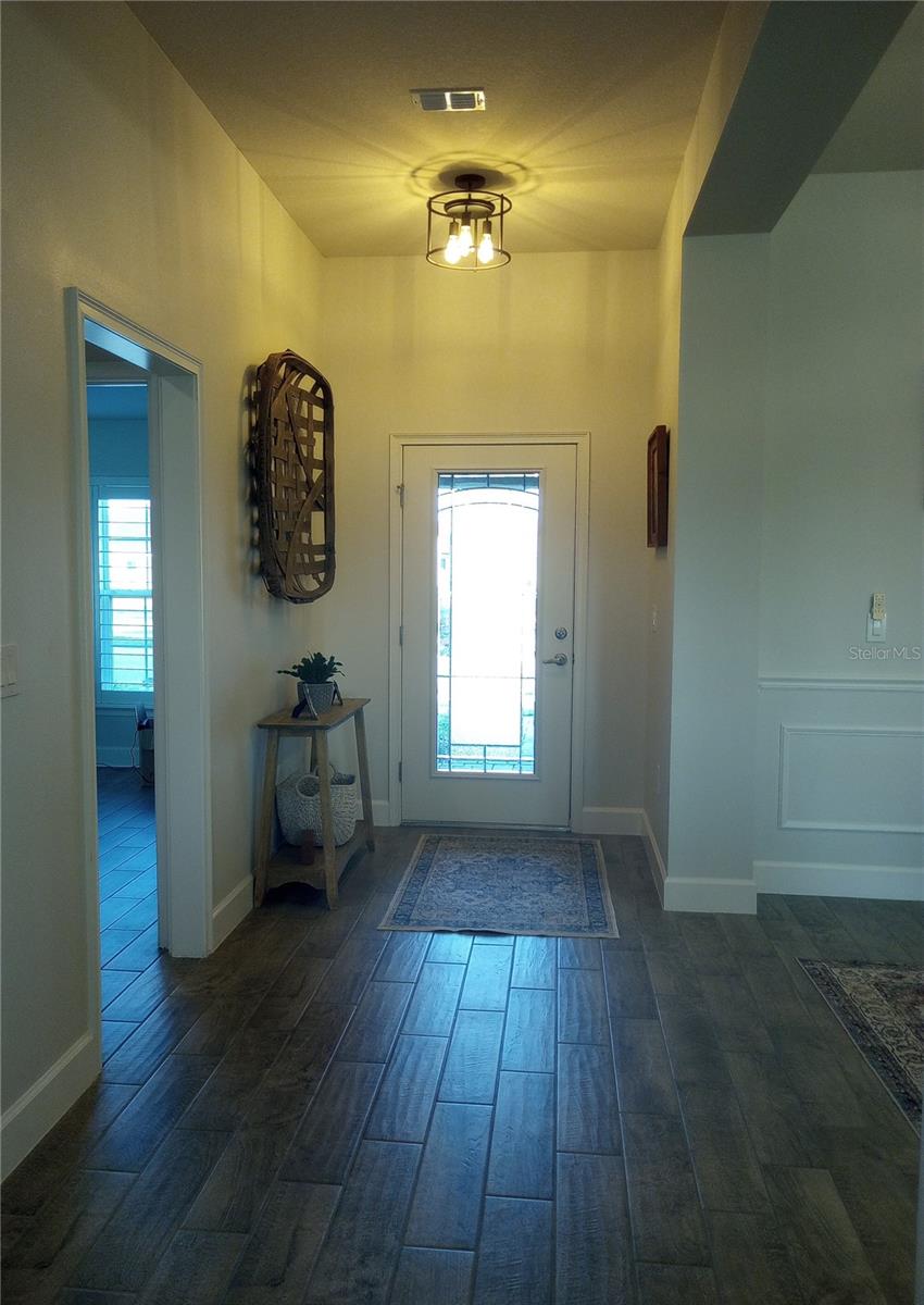 Image 3 of 25 For 4616 Grandview Glen Drive