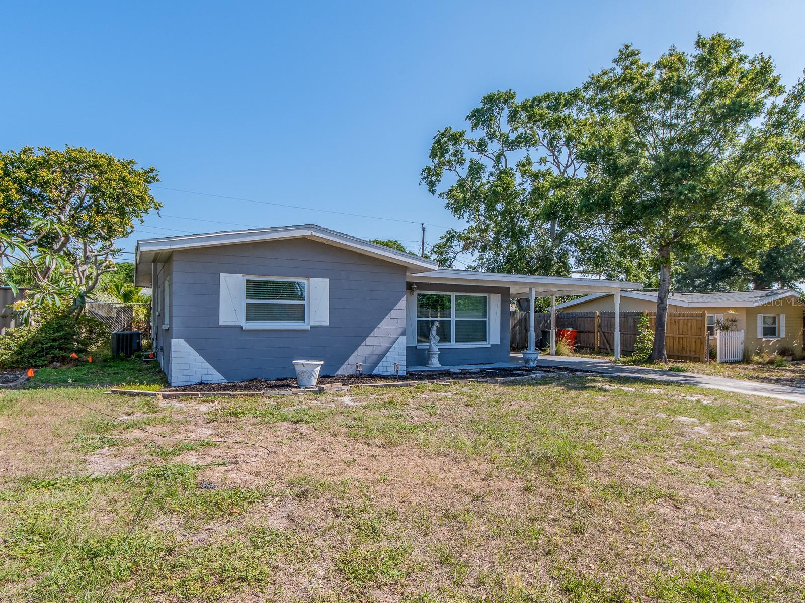 Image 2 of 19 For 11397 122nd Avenue