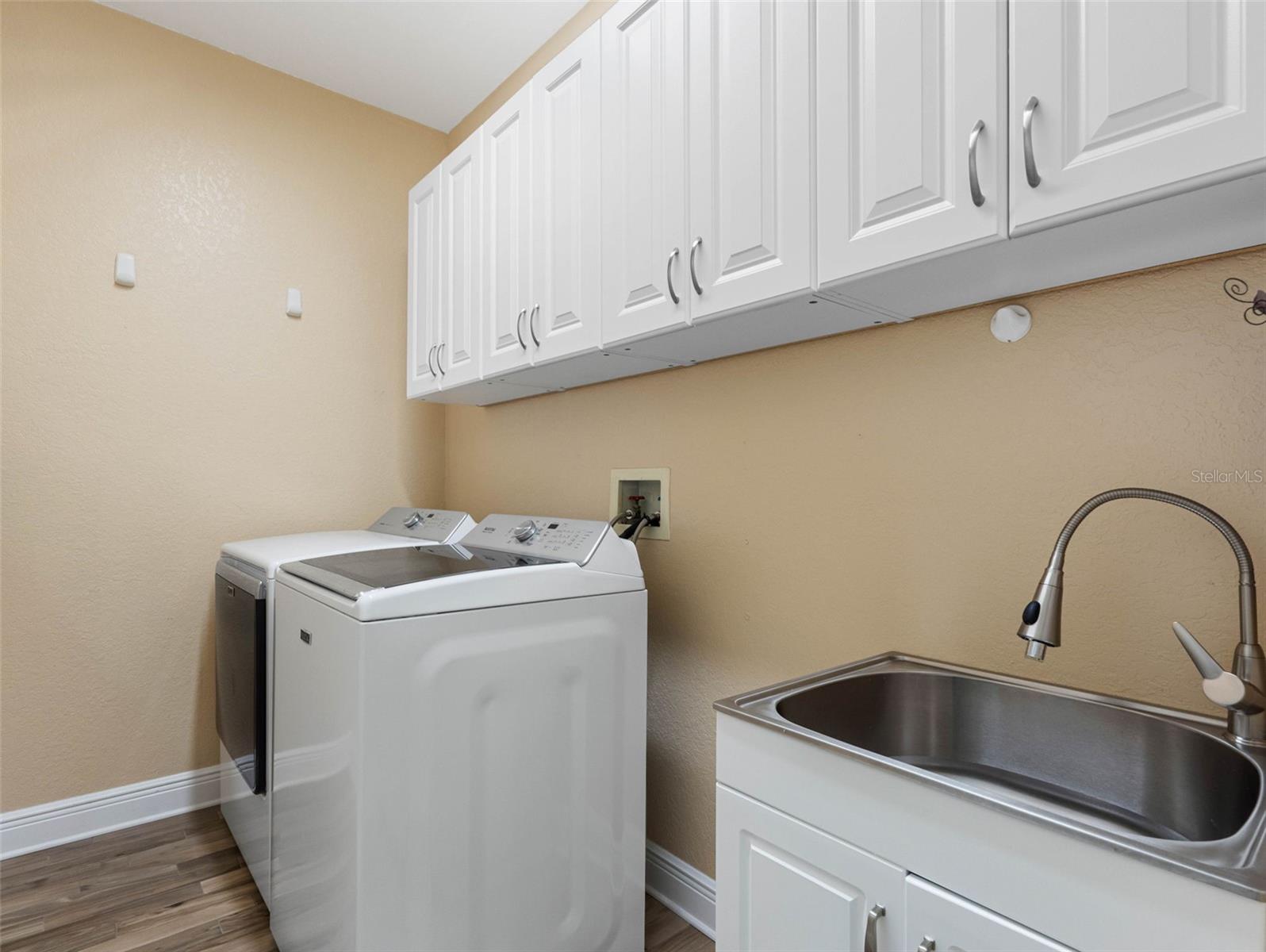 Image 46 of 62 For 10213 Lockwood Pines Lane