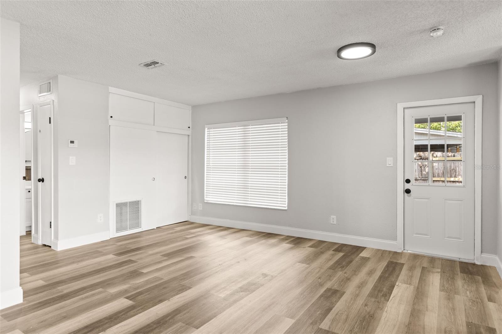 Image 11 of 23 For 1807 Marvy Avenue