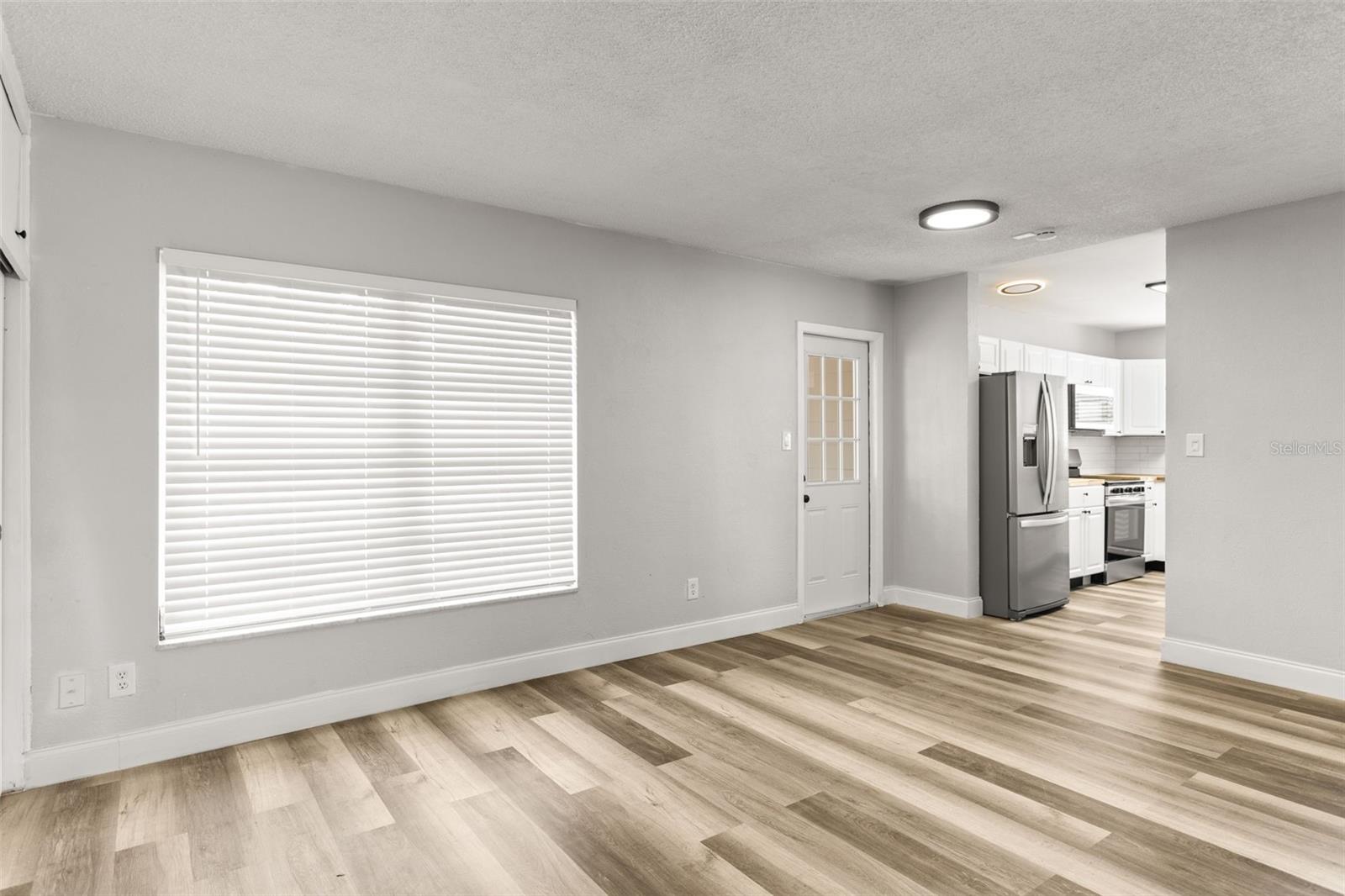 Image 12 of 23 For 1807 Marvy Avenue