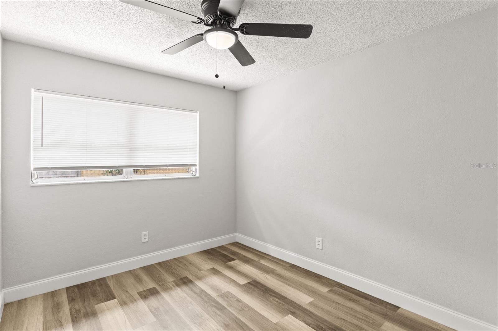 Image 17 of 23 For 1807 Marvy Avenue