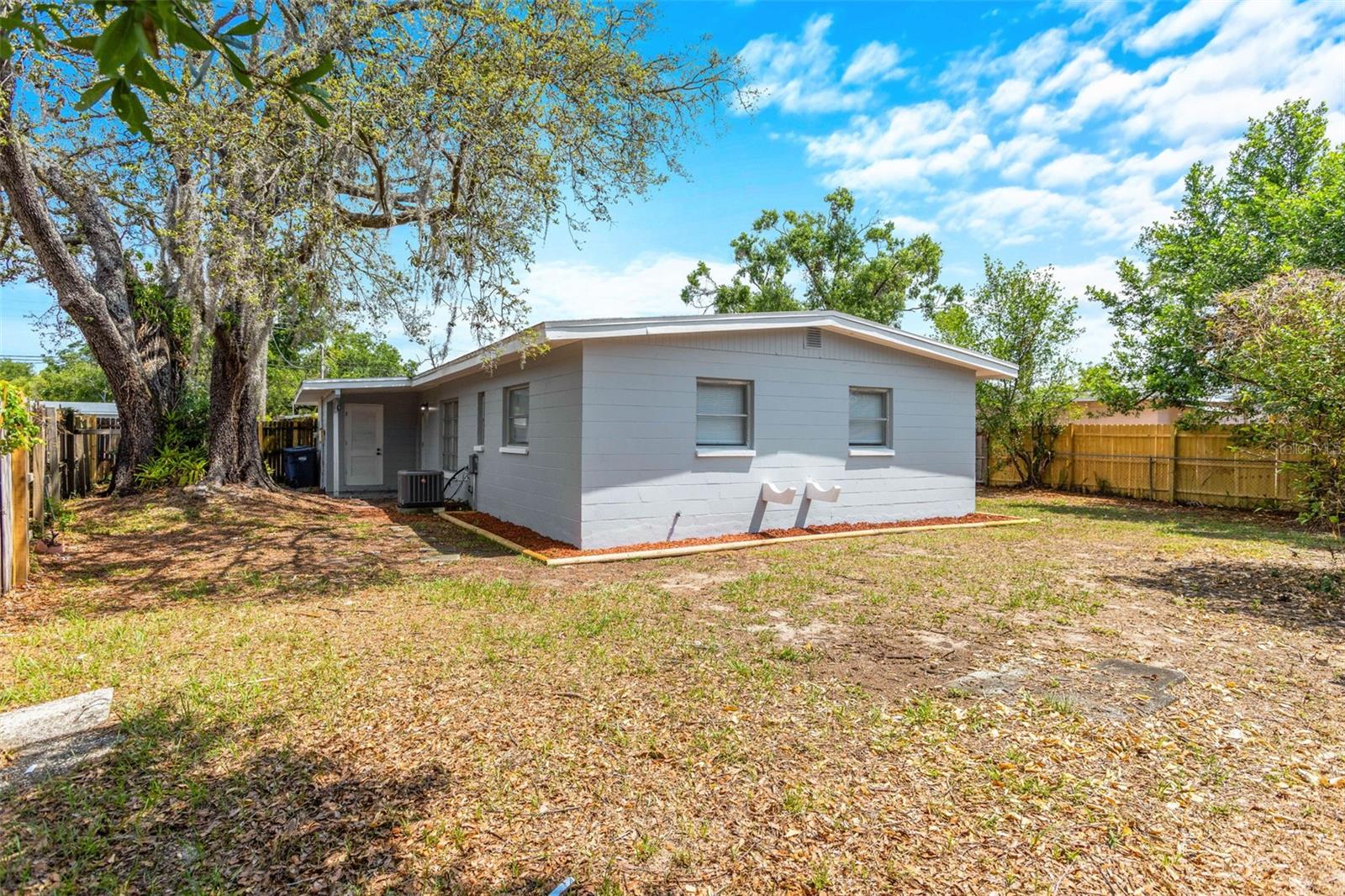 Image 23 of 23 For 1807 Marvy Avenue