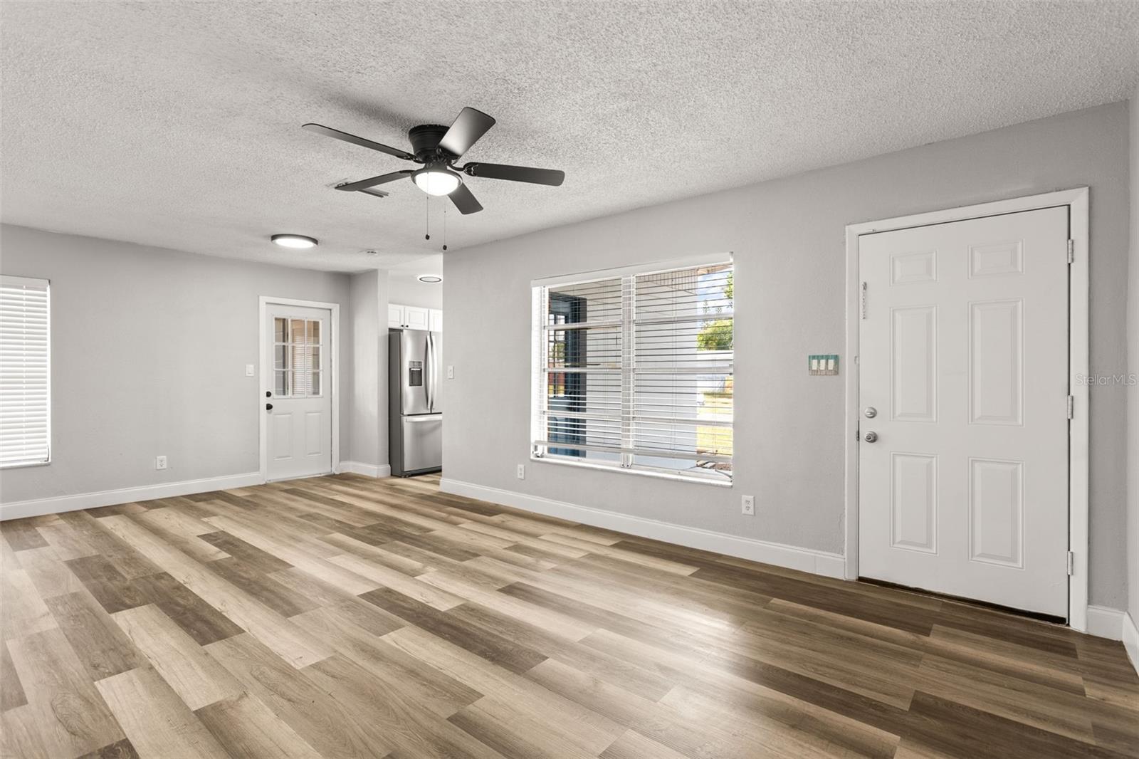 Image 5 of 23 For 1807 Marvy Avenue