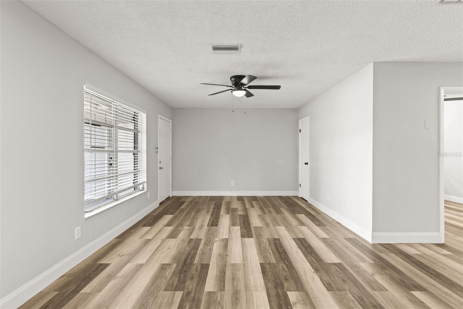 Image 8 of 23 For 1807 Marvy Avenue