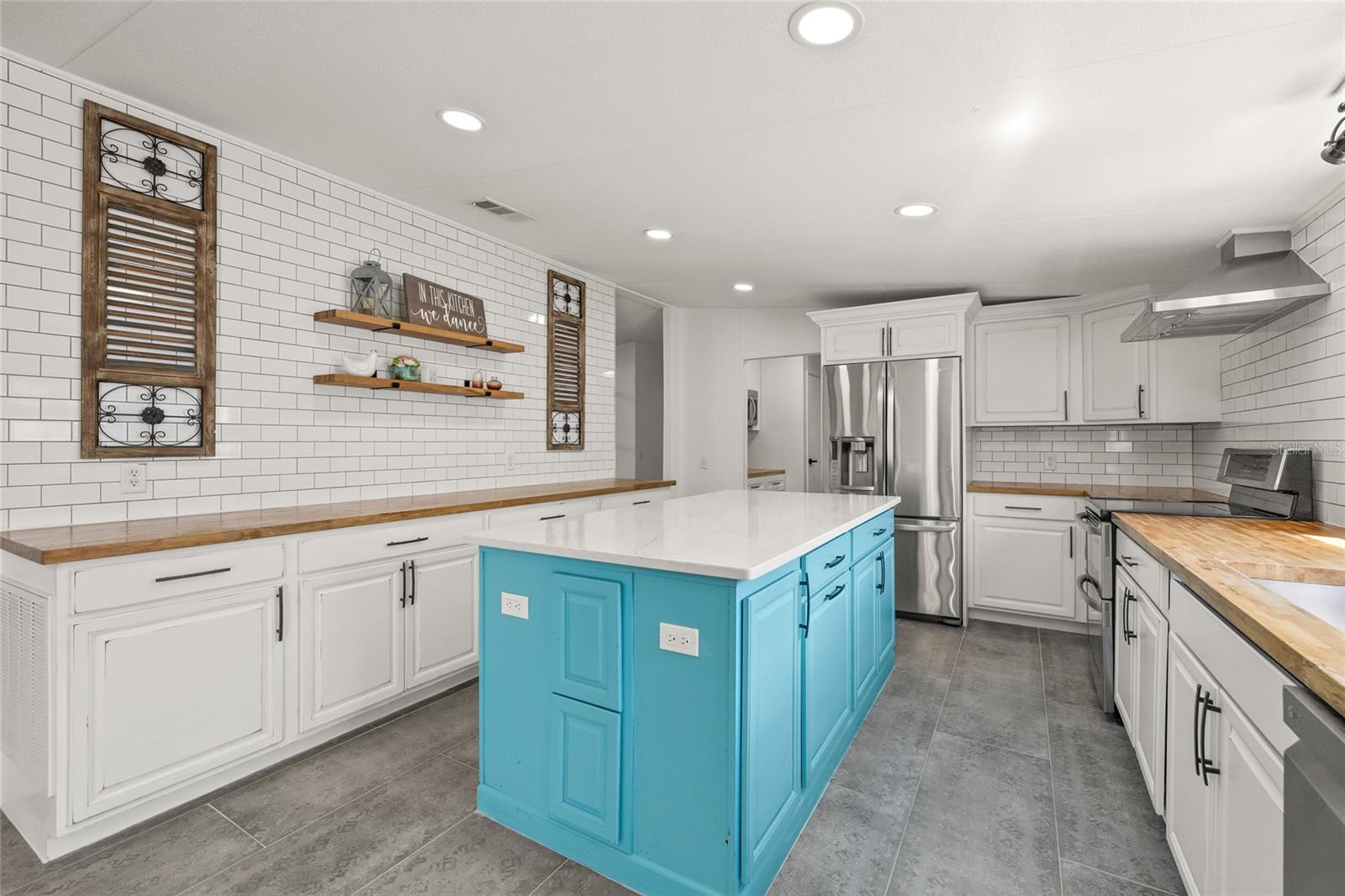 Image 17 of 62 For 4425 Pine Street