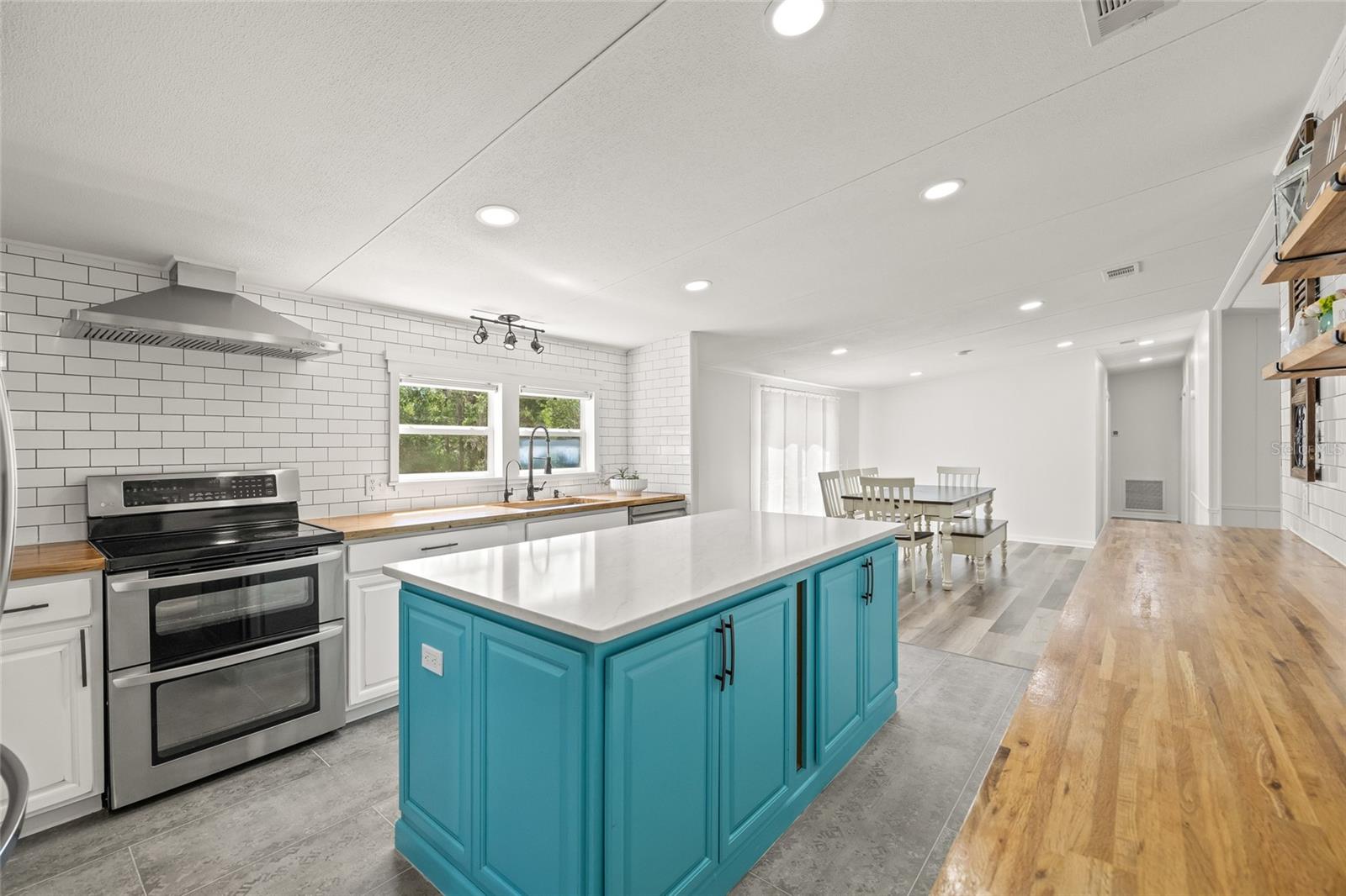 Image 20 of 62 For 4425 Pine Street