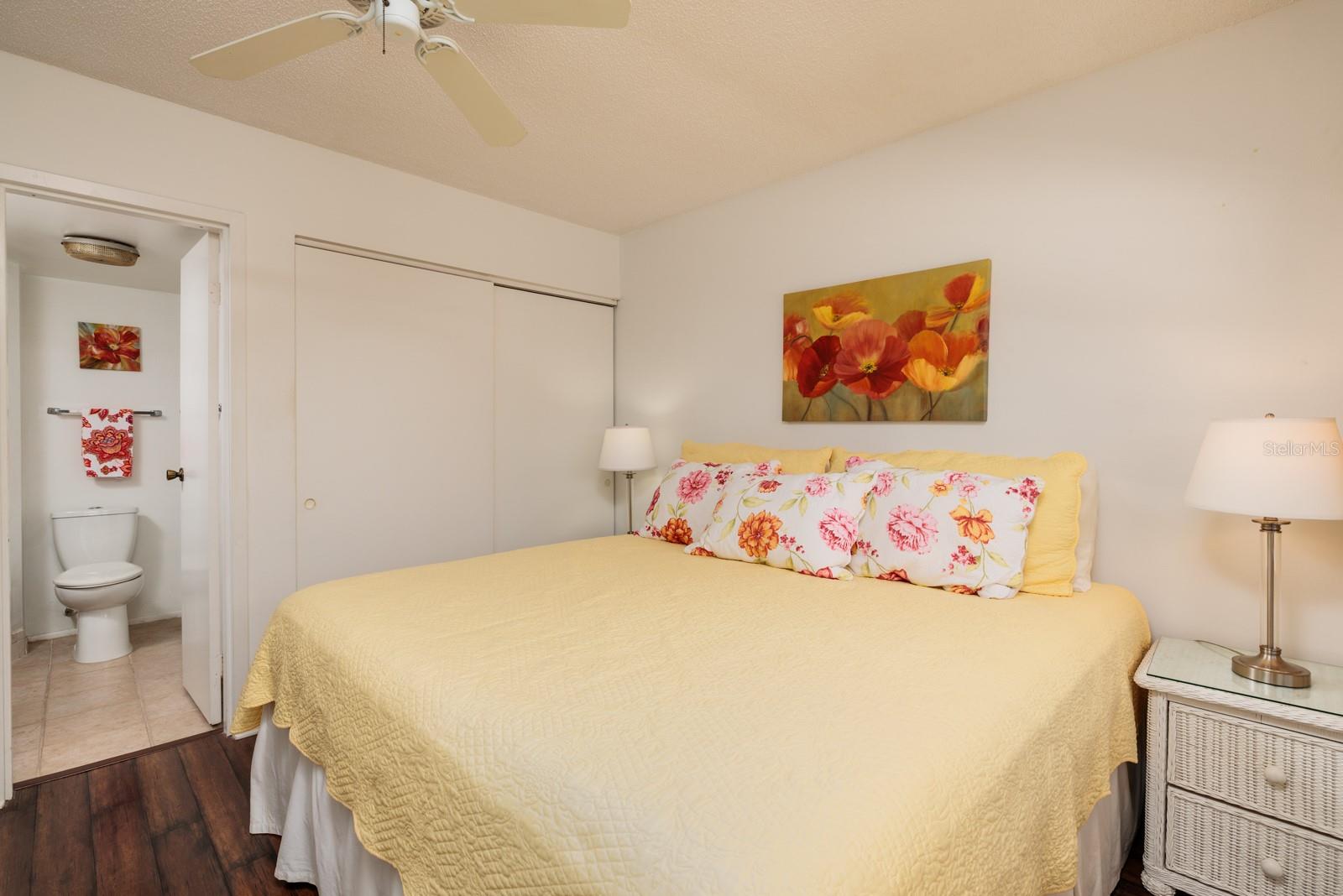 Image 22 of 34 For 12300 Vonn Road 9205