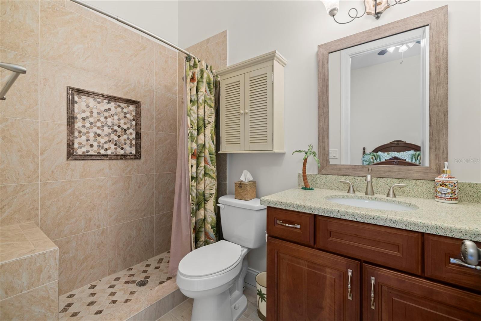 Image 41 of 89 For 2613 Dundee Street