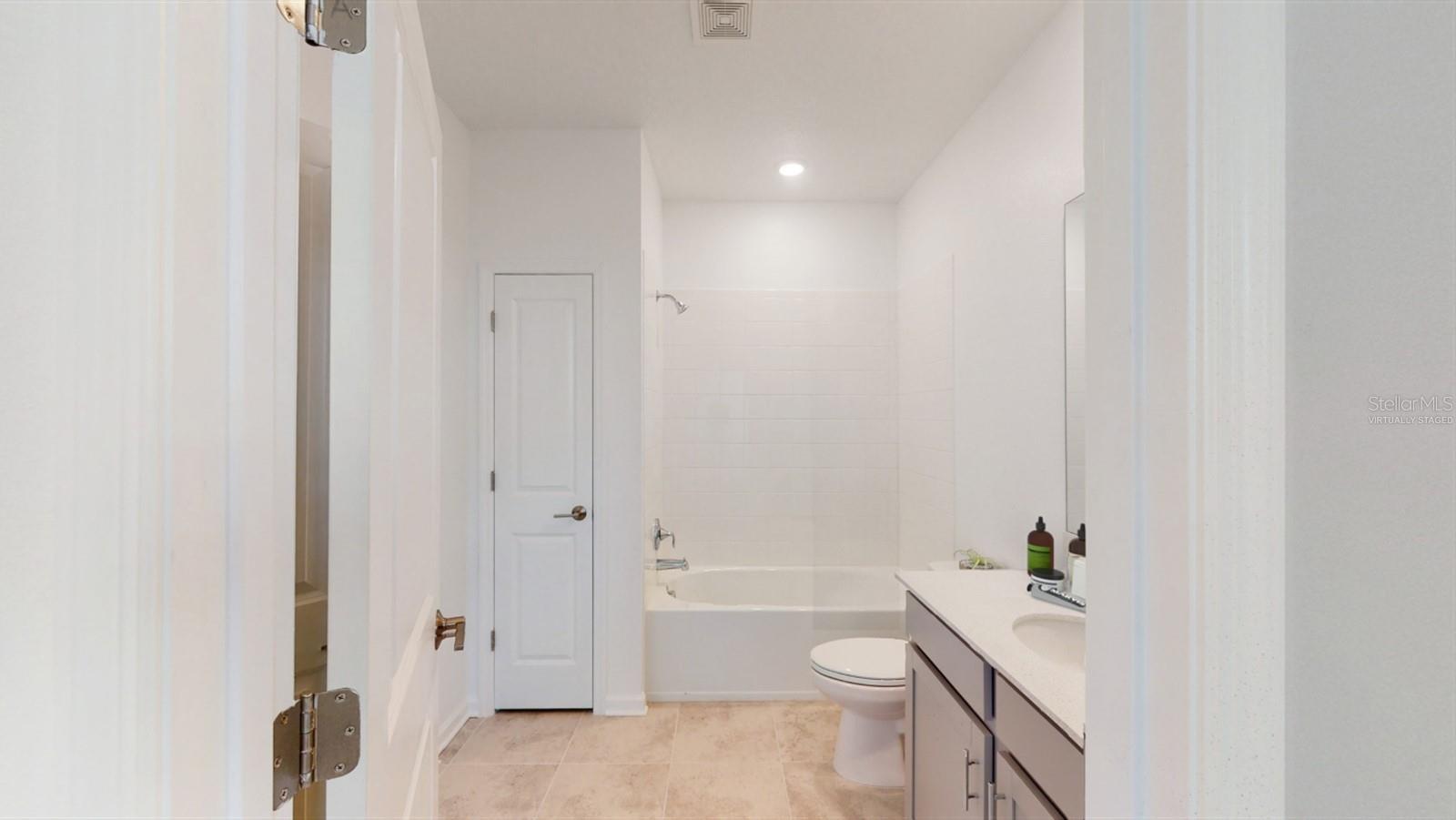 Image 4 of 7 For 744 Honeyrock Street