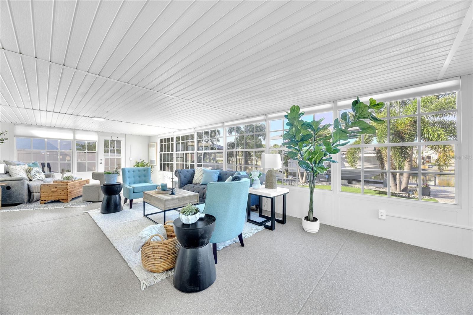Image 31 of 78 For 1015 Spindle Palm Way