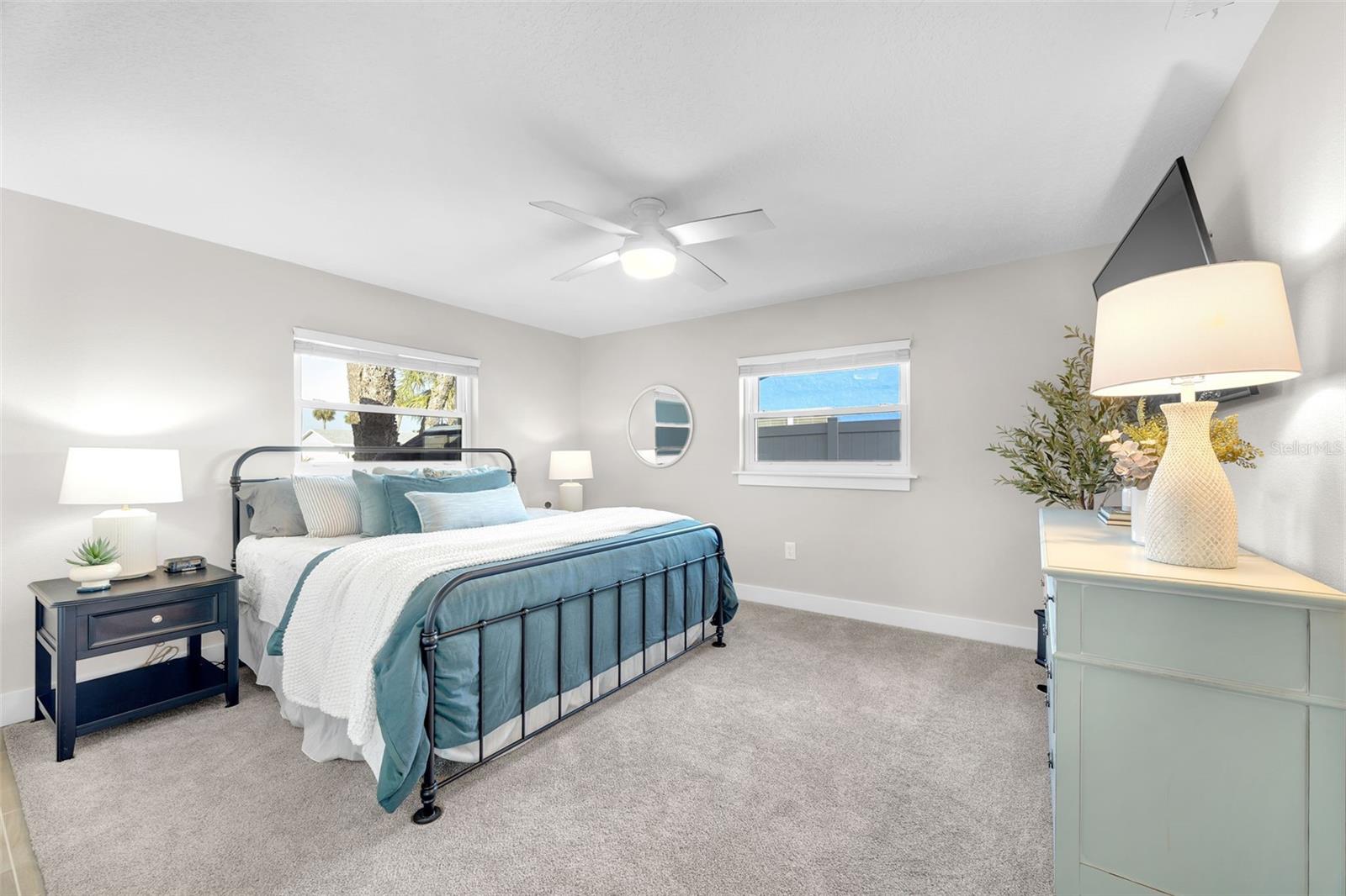 Image 37 of 78 For 1015 Spindle Palm Way