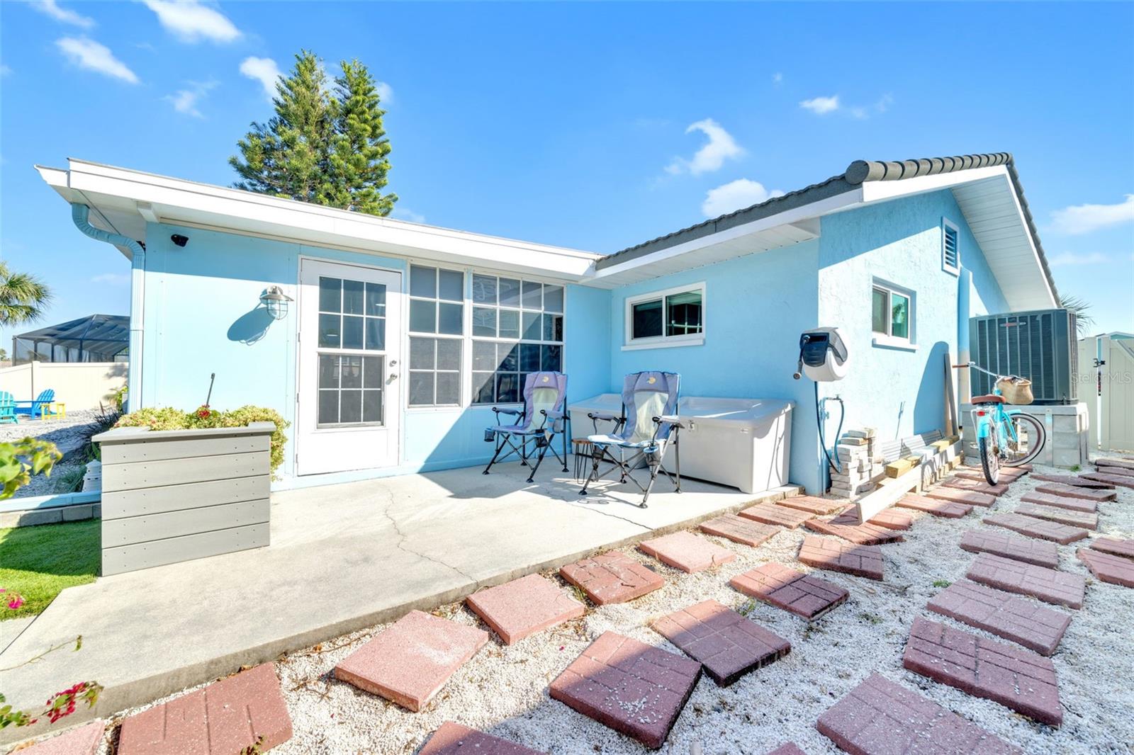 Image 64 of 78 For 1015 Spindle Palm Way