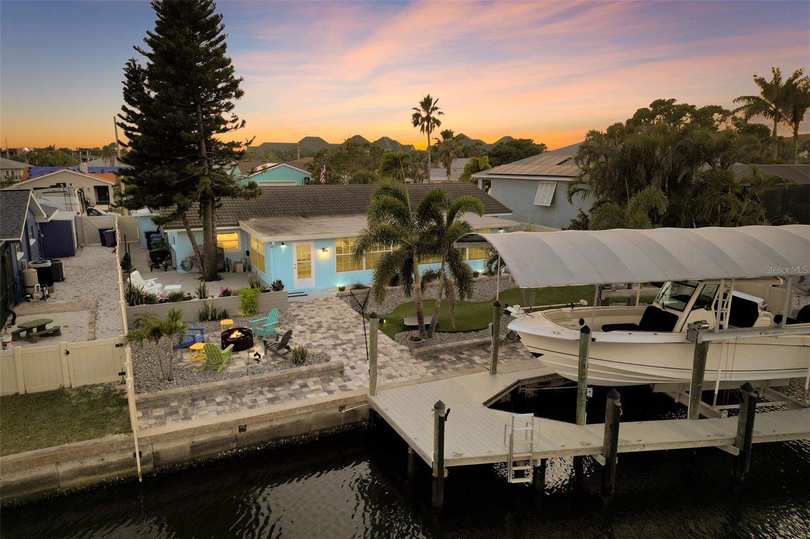 Image 76 of 78 For 1015 Spindle Palm Way