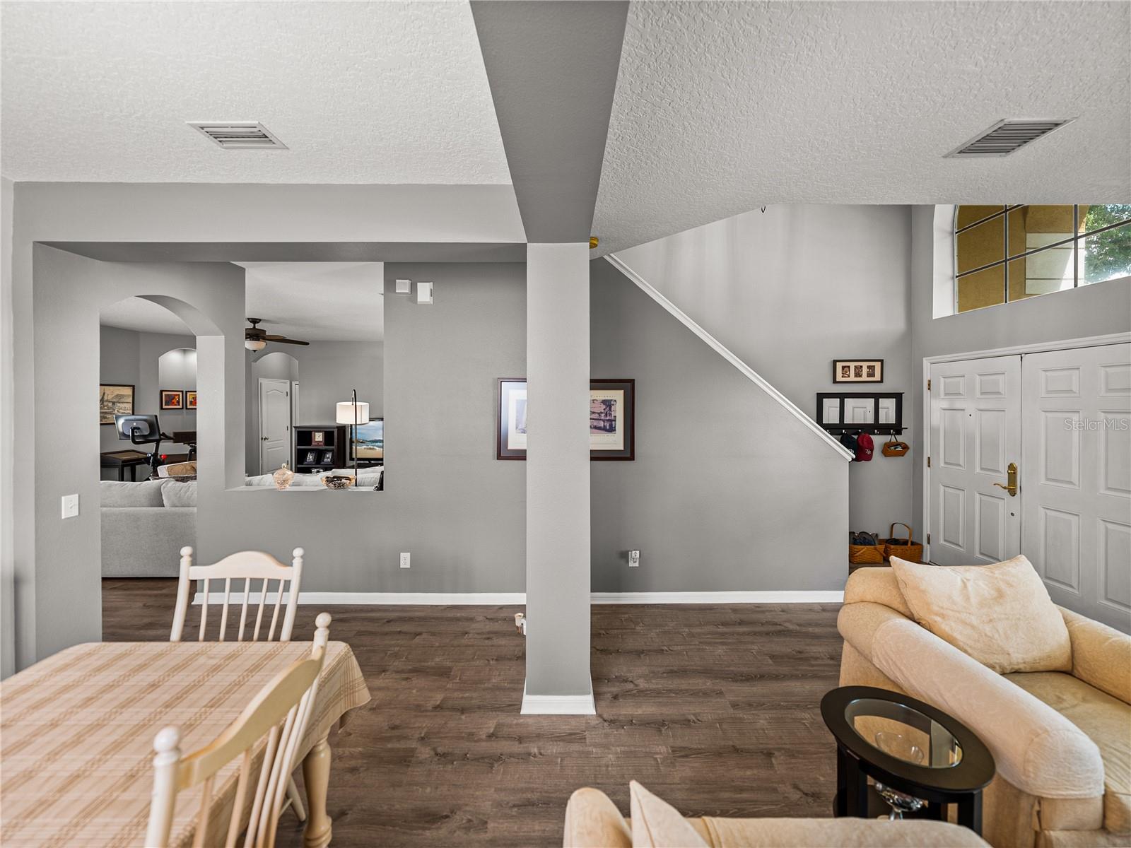 Image 14 of 79 For 27231 Liriope Court