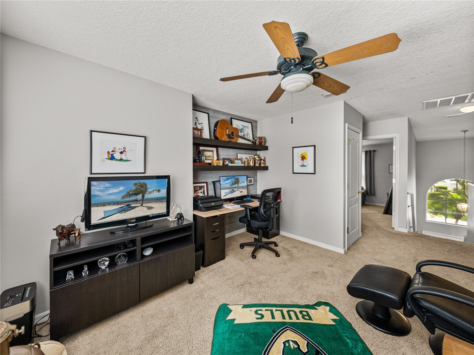 Image 35 of 79 For 27231 Liriope Court